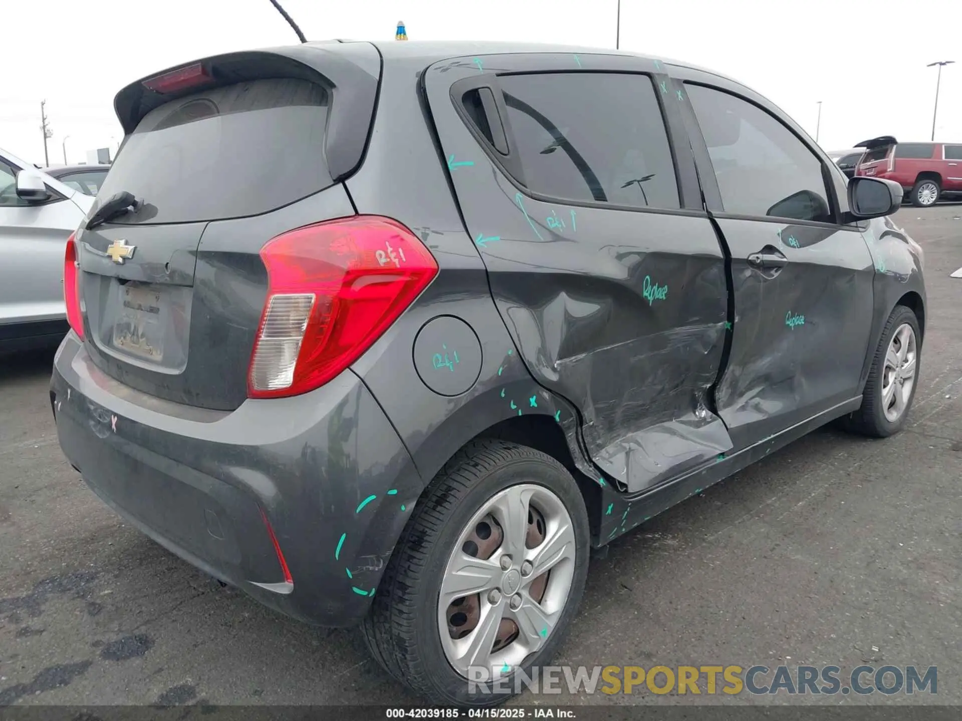 4 Photograph of a damaged car KL8CB6SA3KC731984 CHEVROLET SPARK 2019