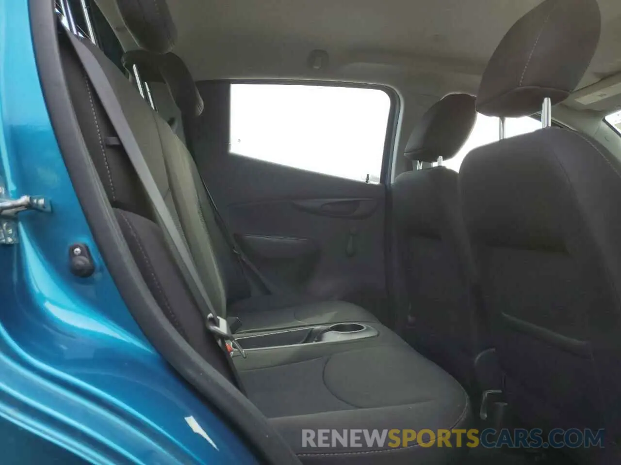 10 Photograph of a damaged car KL8CB6SA3KC764421 CHEVROLET SPARK 2019