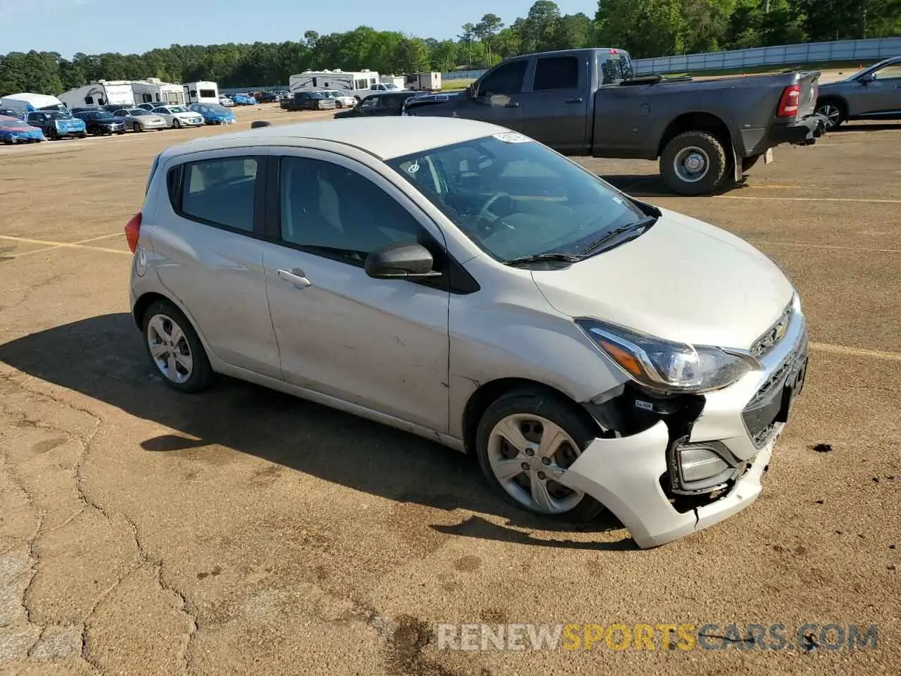 4 Photograph of a damaged car KL8CB6SA3KC818445 CHEVROLET SPARK 2019