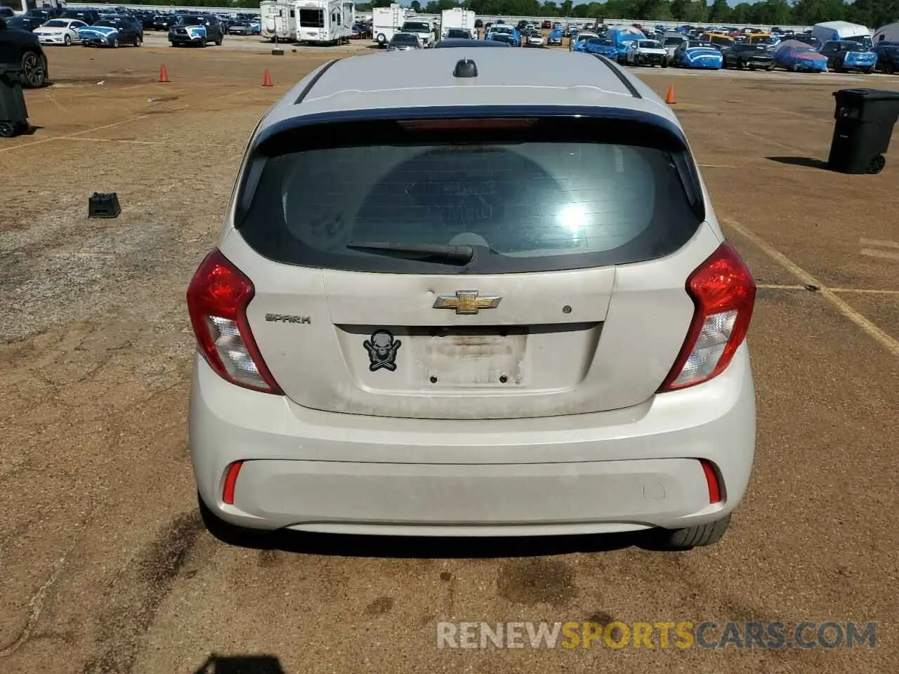 6 Photograph of a damaged car KL8CB6SA3KC818445 CHEVROLET SPARK 2019