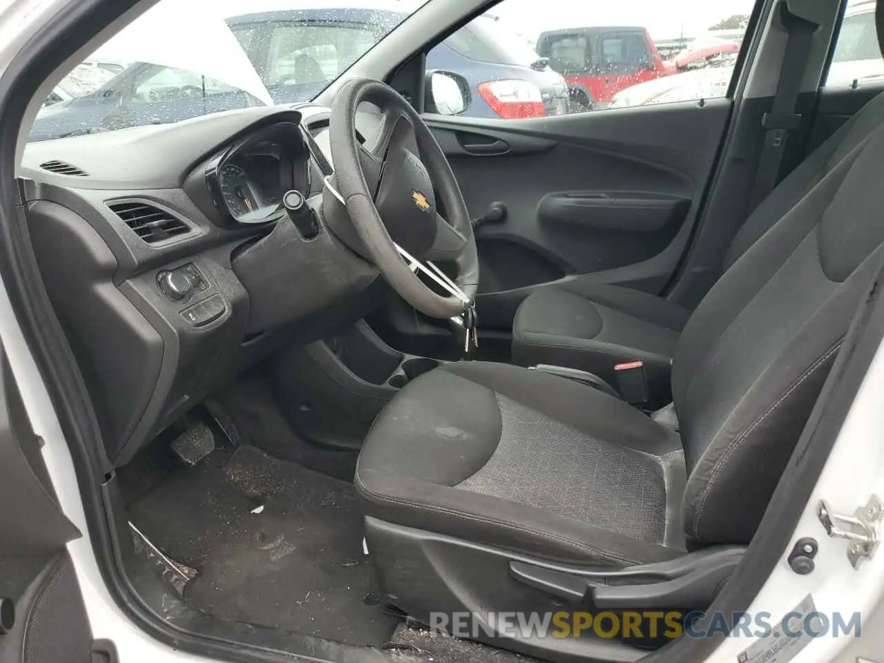 7 Photograph of a damaged car KL8CB6SA4KC701764 CHEVROLET SPARK 2019