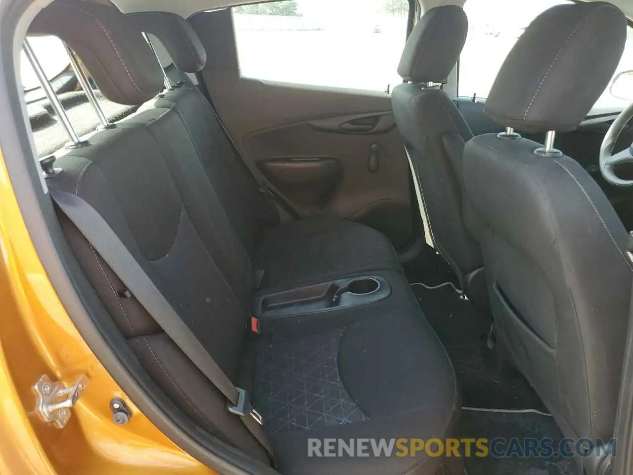 10 Photograph of a damaged car KL8CB6SA4KC713199 CHEVROLET SPARK 2019