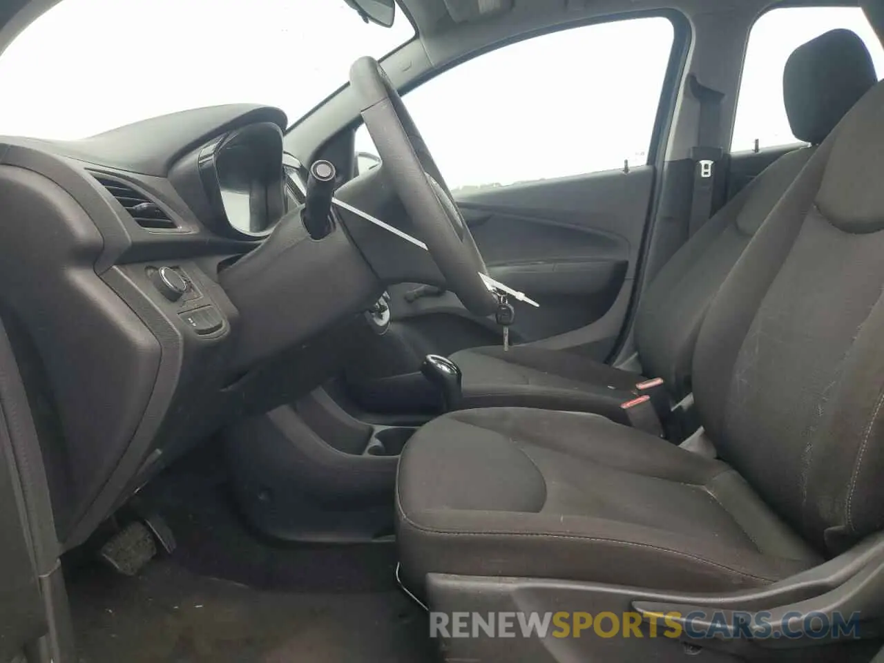 7 Photograph of a damaged car KL8CB6SA5KC701921 CHEVROLET SPARK 2019