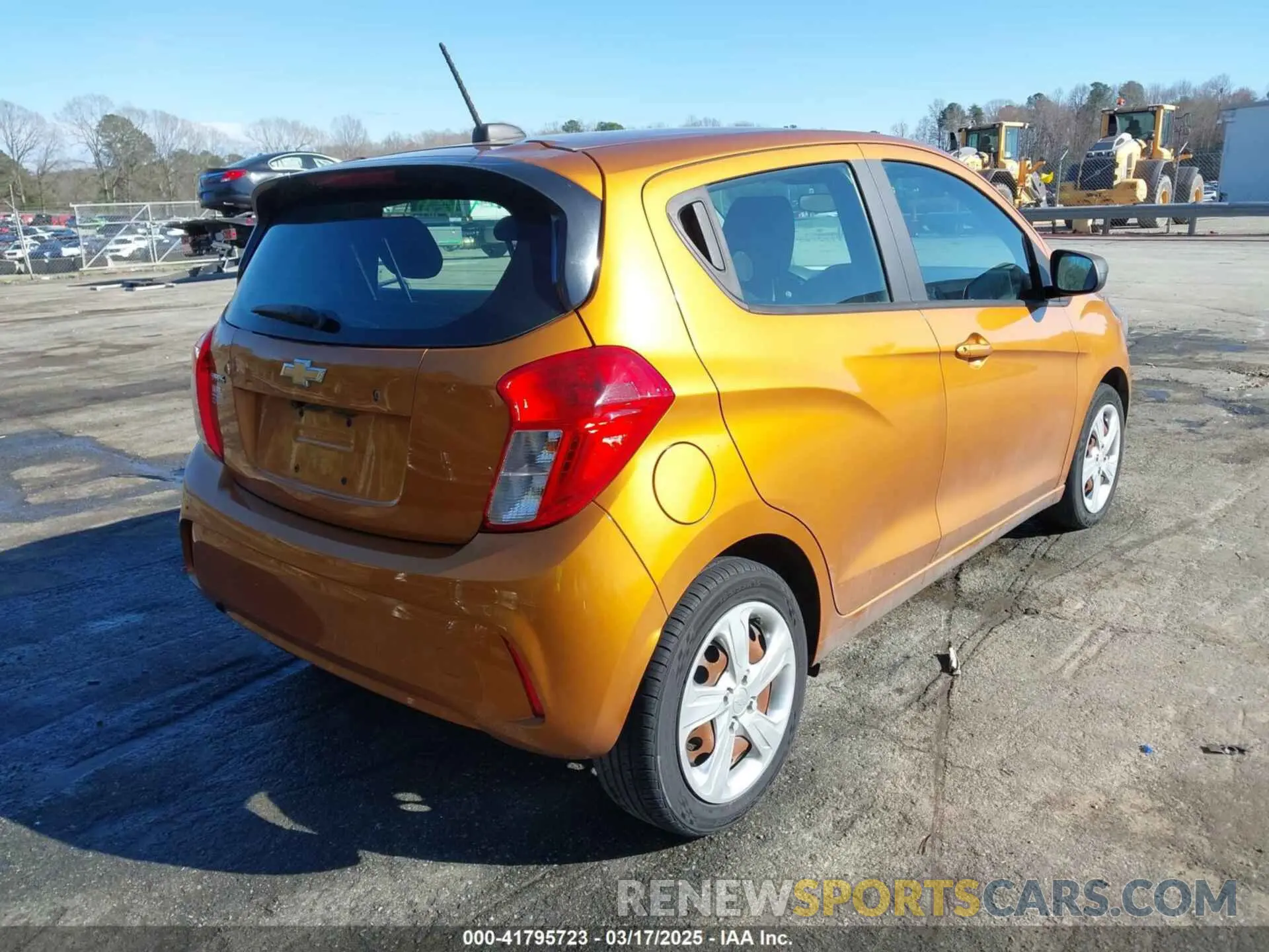 4 Photograph of a damaged car KL8CB6SA5KC725409 CHEVROLET SPARK 2019