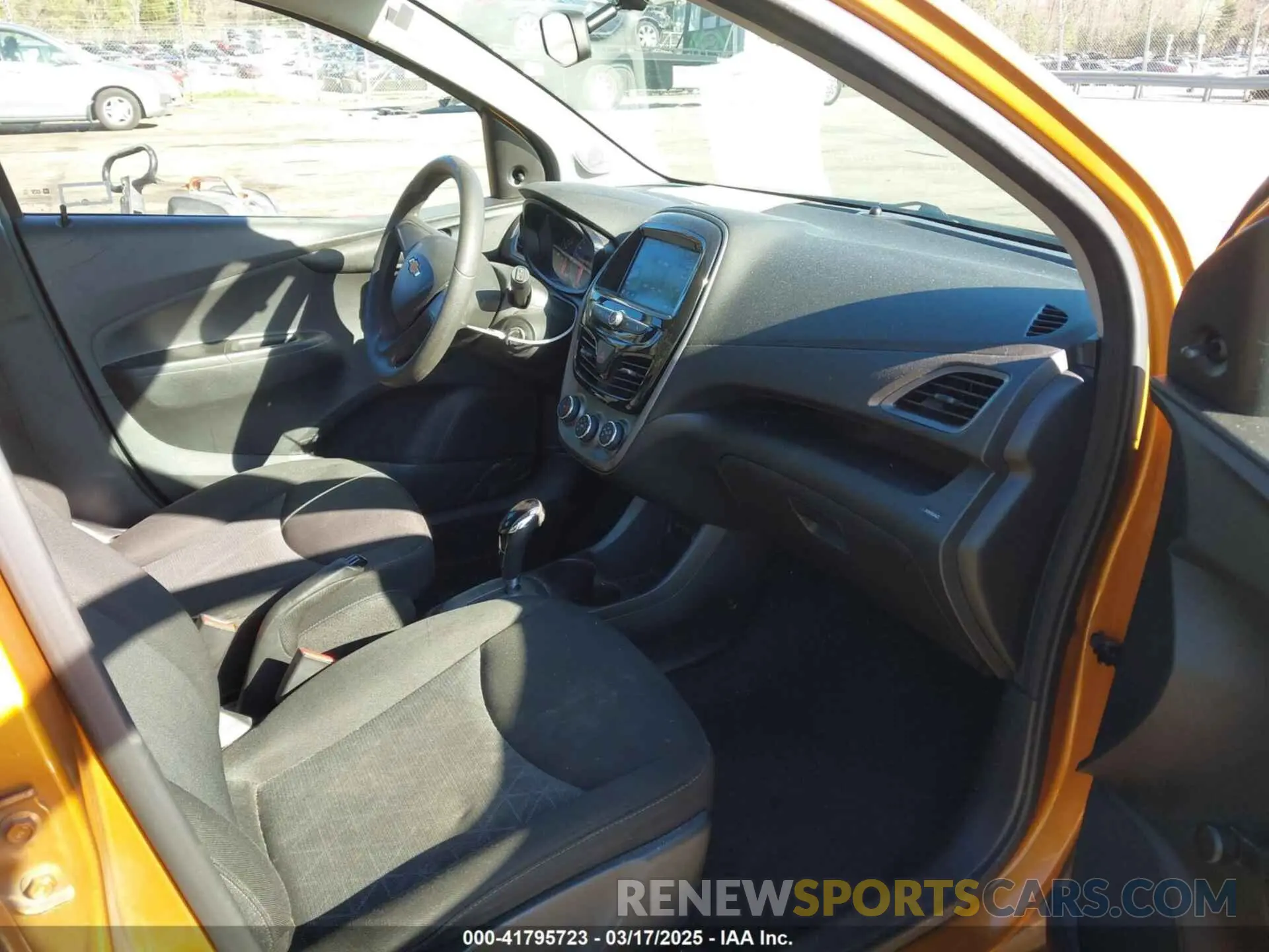 5 Photograph of a damaged car KL8CB6SA5KC725409 CHEVROLET SPARK 2019