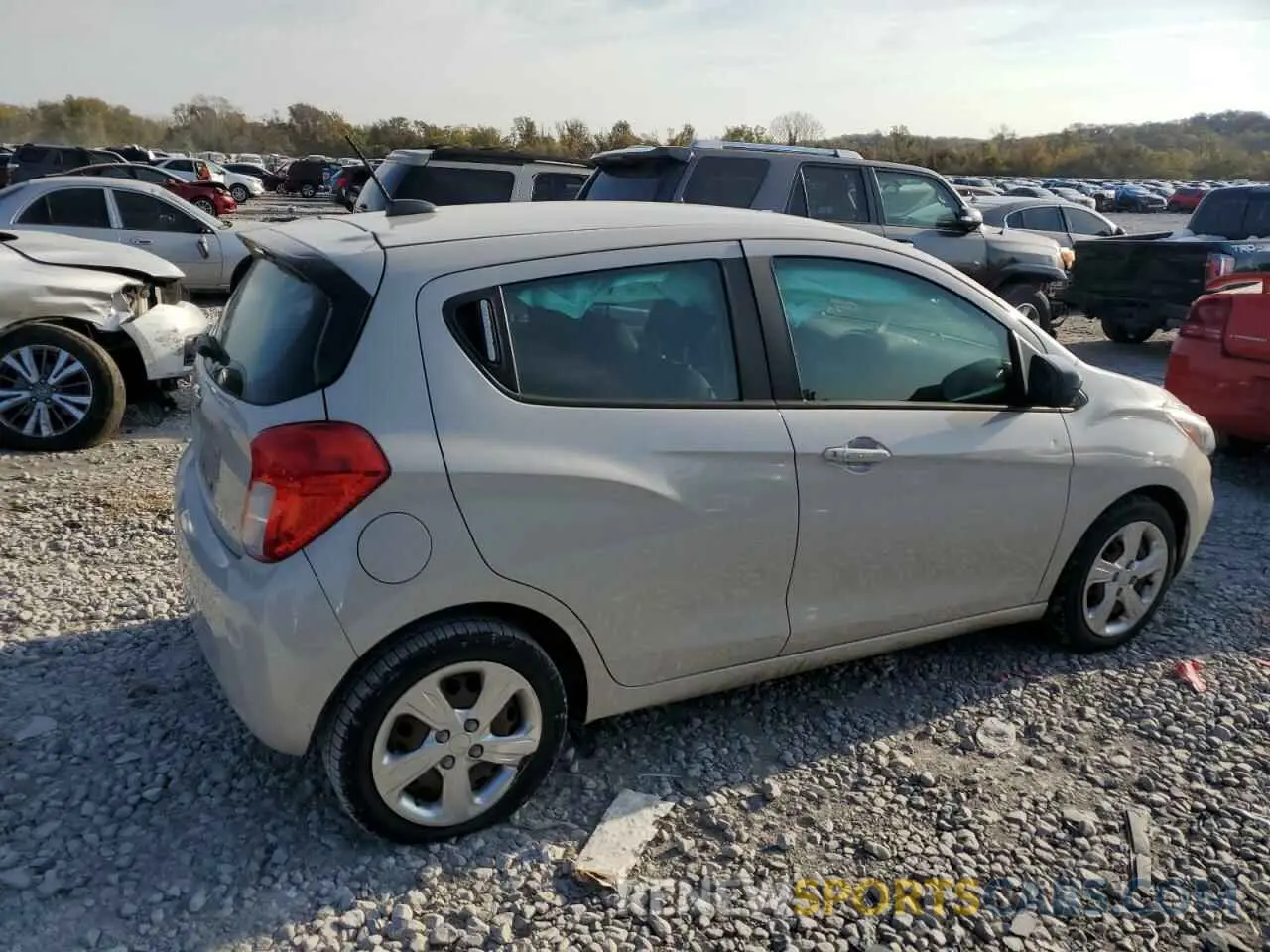3 Photograph of a damaged car KL8CB6SA5KC748270 CHEVROLET SPARK 2019