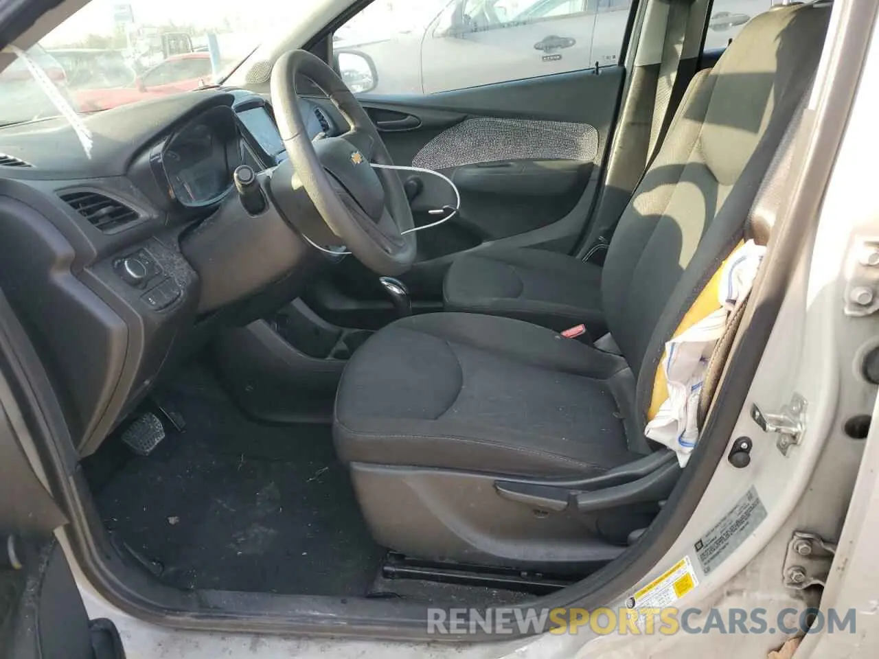 7 Photograph of a damaged car KL8CB6SA5KC748270 CHEVROLET SPARK 2019