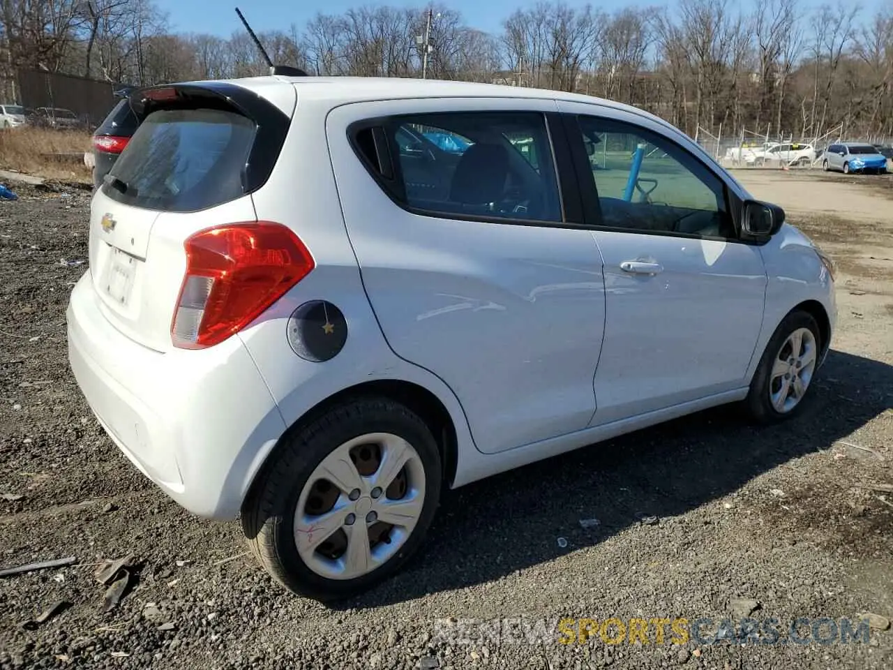 3 Photograph of a damaged car KL8CB6SA5KC762900 CHEVROLET SPARK 2019