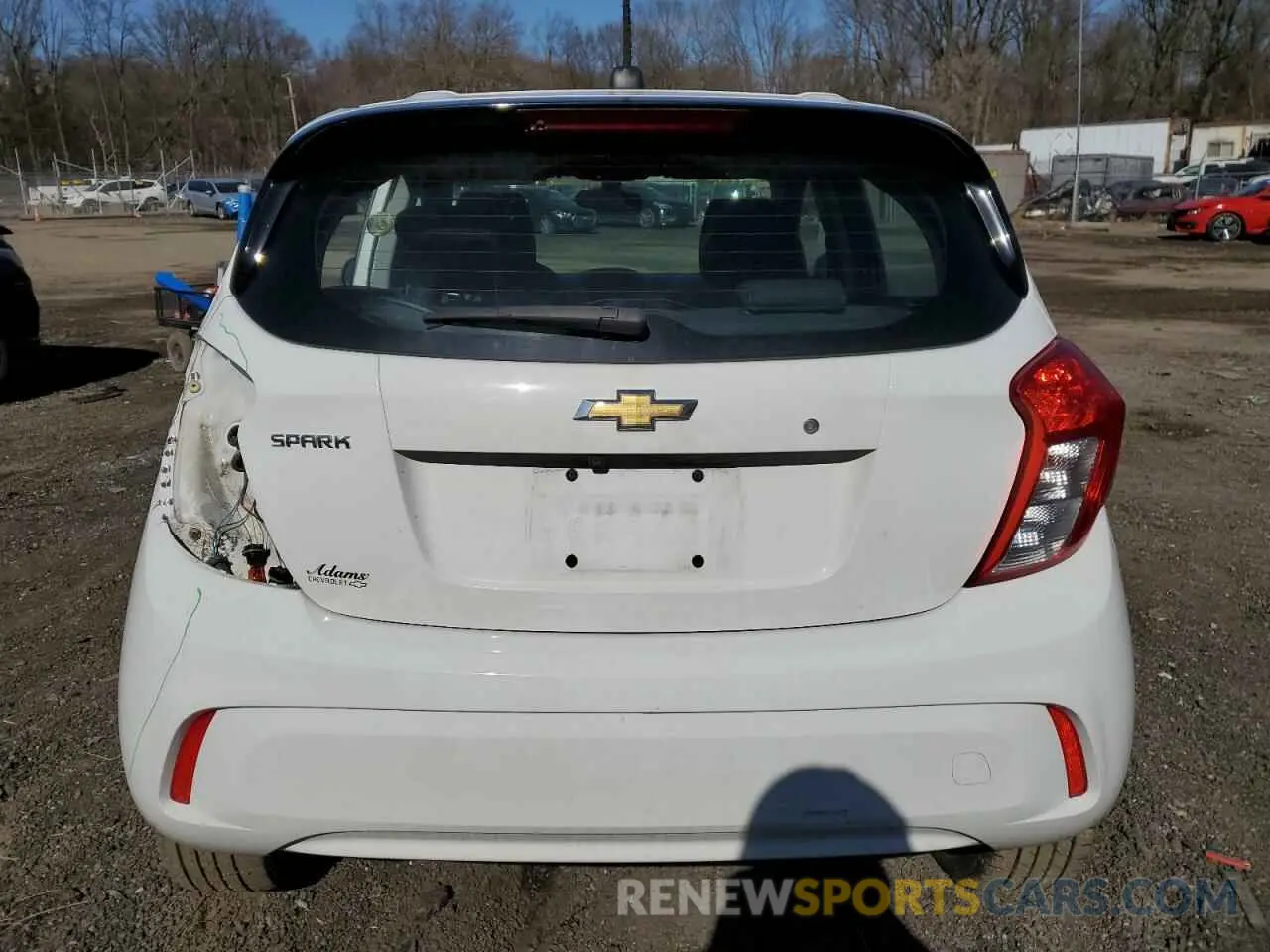 6 Photograph of a damaged car KL8CB6SA5KC762900 CHEVROLET SPARK 2019