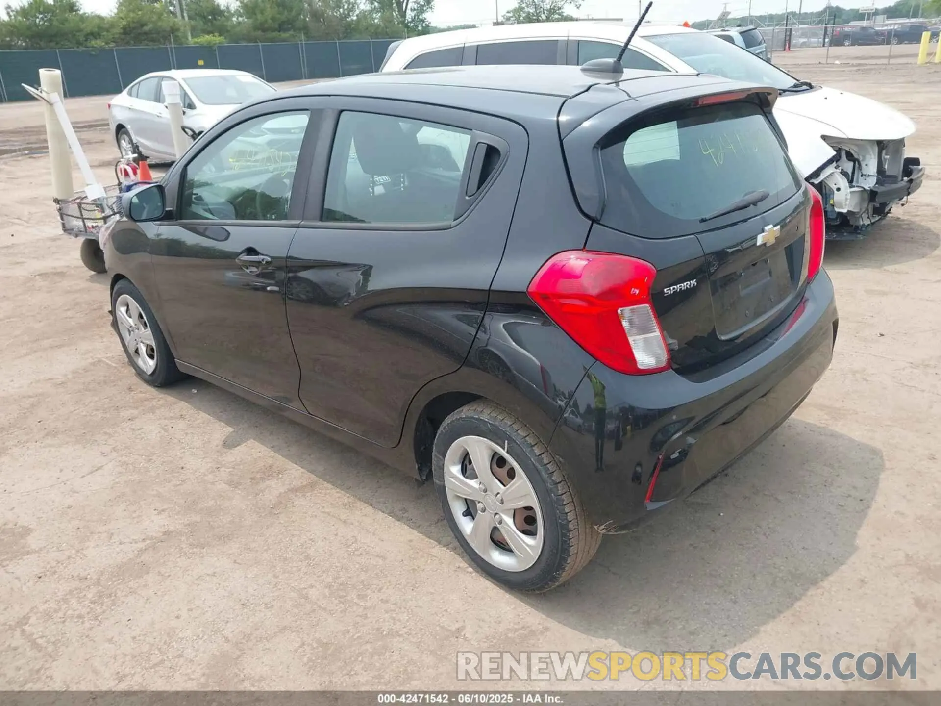 3 Photograph of a damaged car KL8CB6SA5KC815952 CHEVROLET SPARK 2019