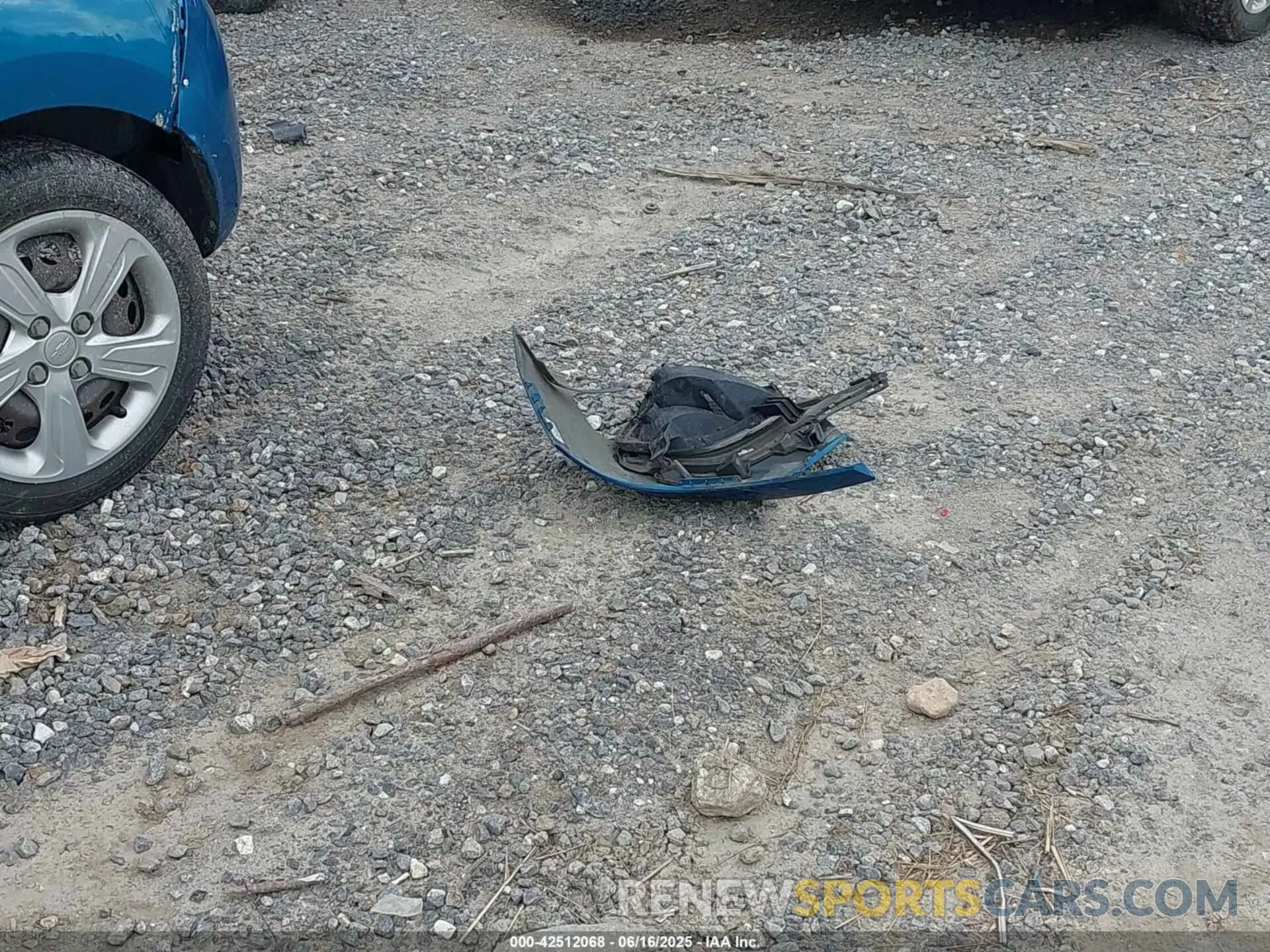 12 Photograph of a damaged car KL8CB6SA7KC738338 CHEVROLET SPARK 2019