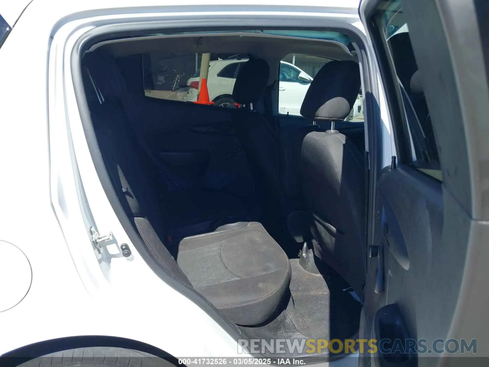 8 Photograph of a damaged car KL8CB6SA8KC729504 CHEVROLET SPARK 2019