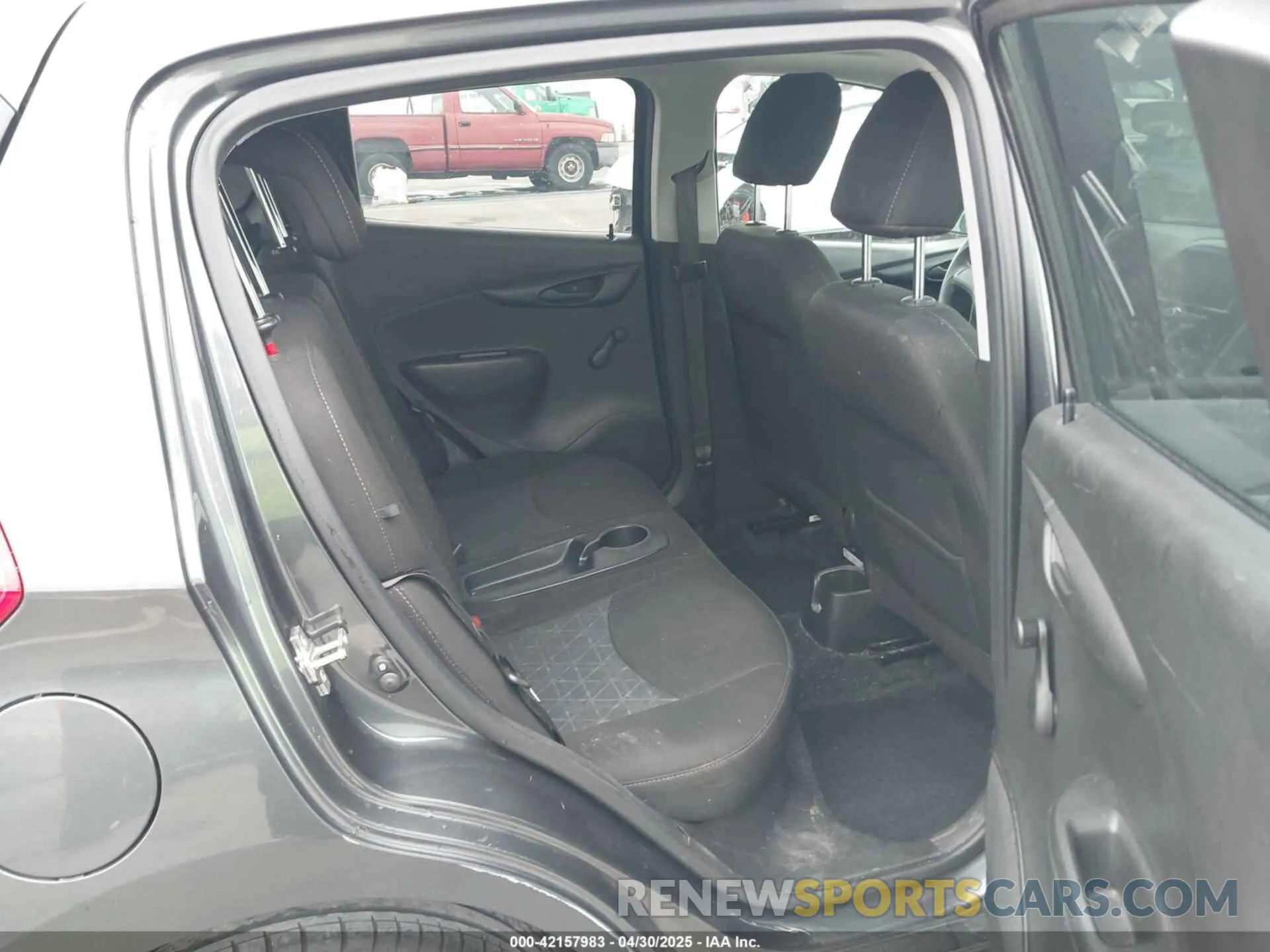 8 Photograph of a damaged car KL8CB6SA8KC739787 CHEVROLET SPARK 2019
