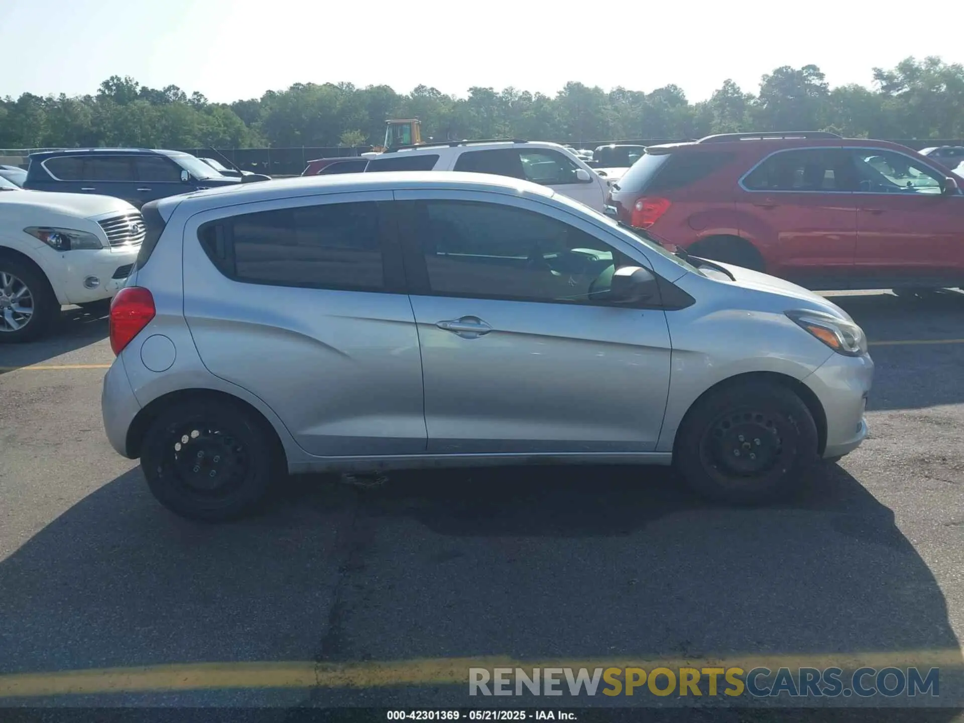 13 Photograph of a damaged car KL8CB6SA8KC747839 CHEVROLET SPARK 2019