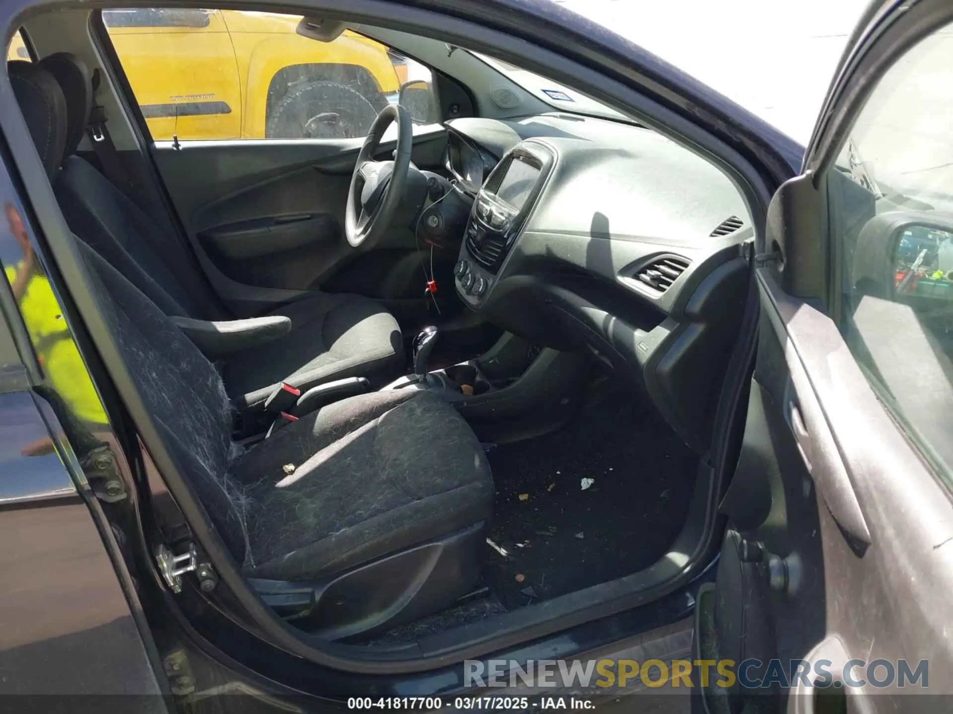 5 Photograph of a damaged car KL8CB6SA9KC723999 CHEVROLET SPARK 2019