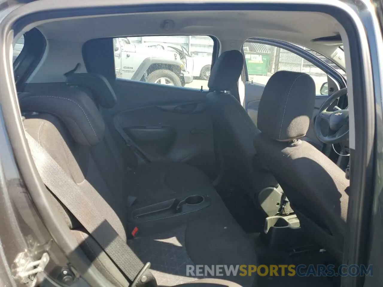 10 Photograph of a damaged car KL8CB6SA9KC735330 CHEVROLET SPARK 2019