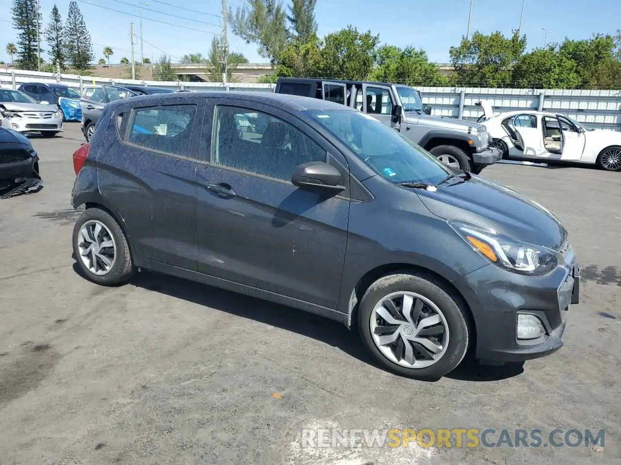 4 Photograph of a damaged car KL8CB6SA9KC735330 CHEVROLET SPARK 2019