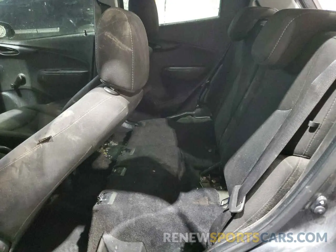 10 Photograph of a damaged car KL8CB6SA9KC820250 CHEVROLET SPARK 2019