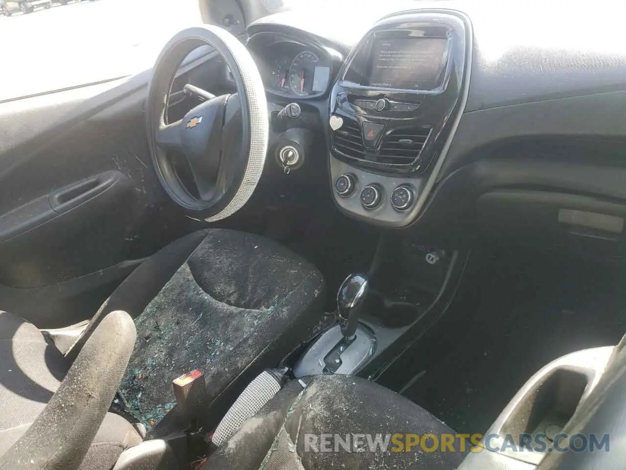 8 Photograph of a damaged car KL8CB6SAXKC742240 CHEVROLET SPARK 2019