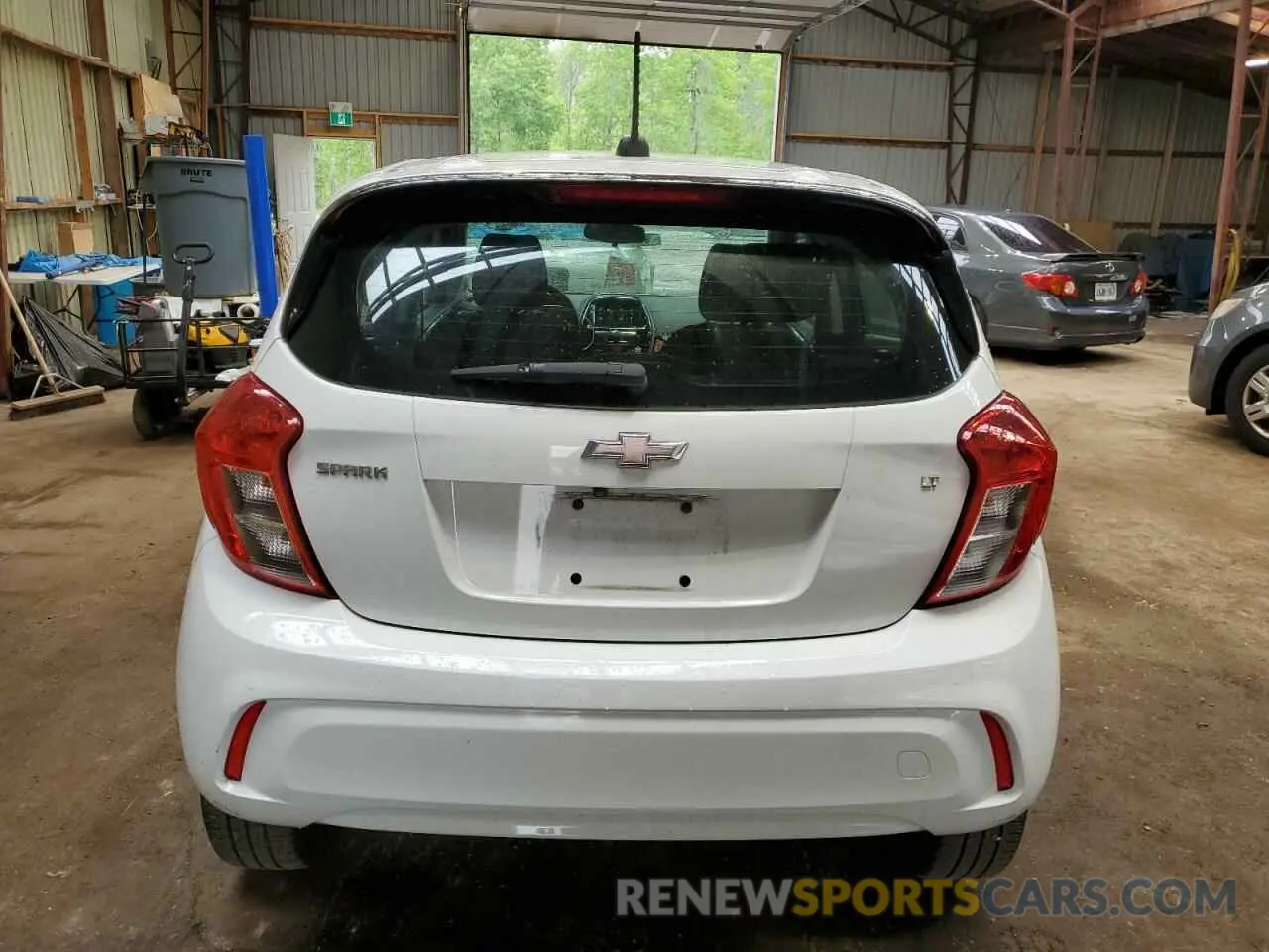 6 Photograph of a damaged car KL8CD6SA0KC714537 CHEVROLET SPARK 2019