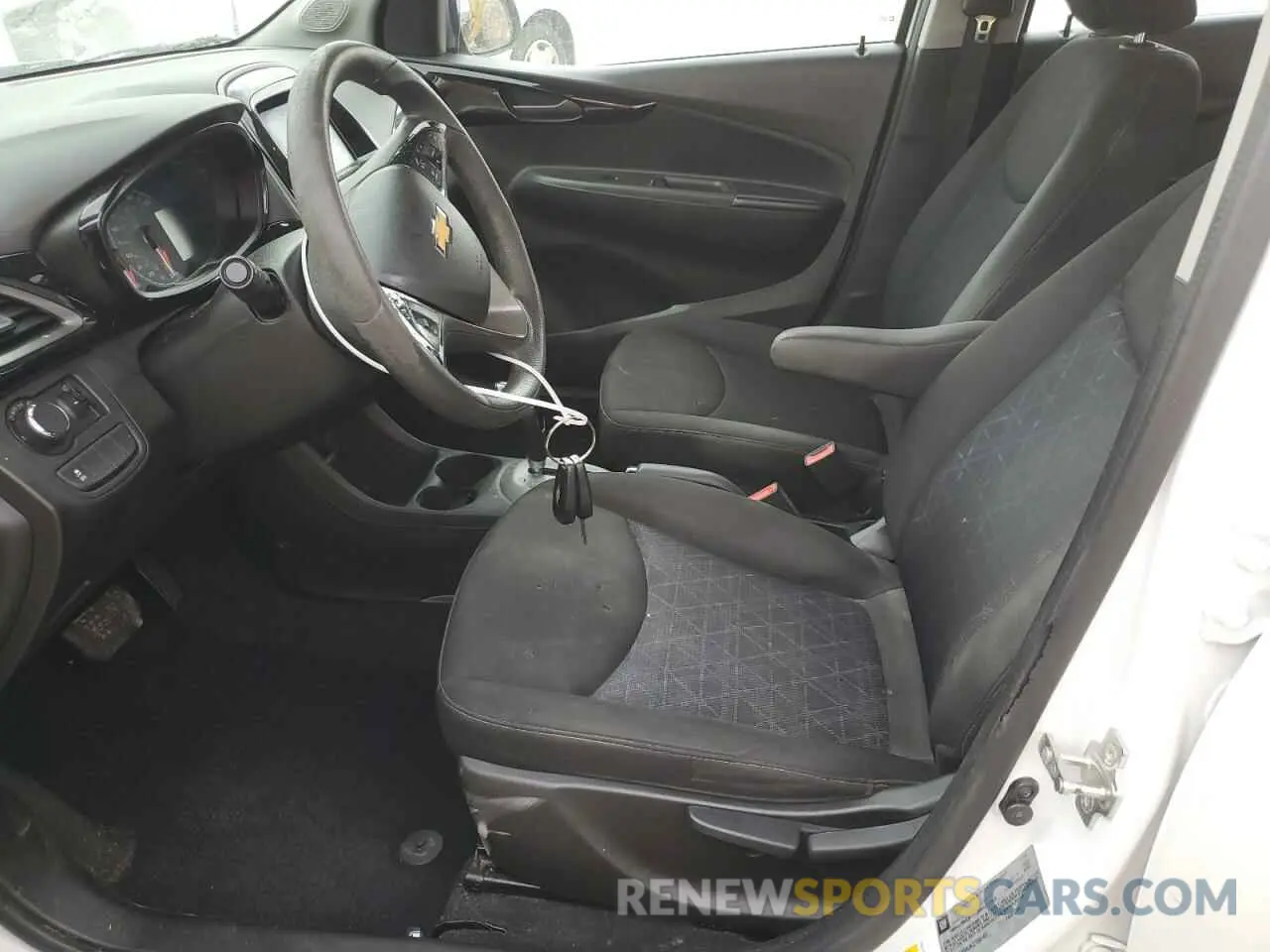 7 Photograph of a damaged car KL8CD6SA0KC758165 CHEVROLET SPARK 2019