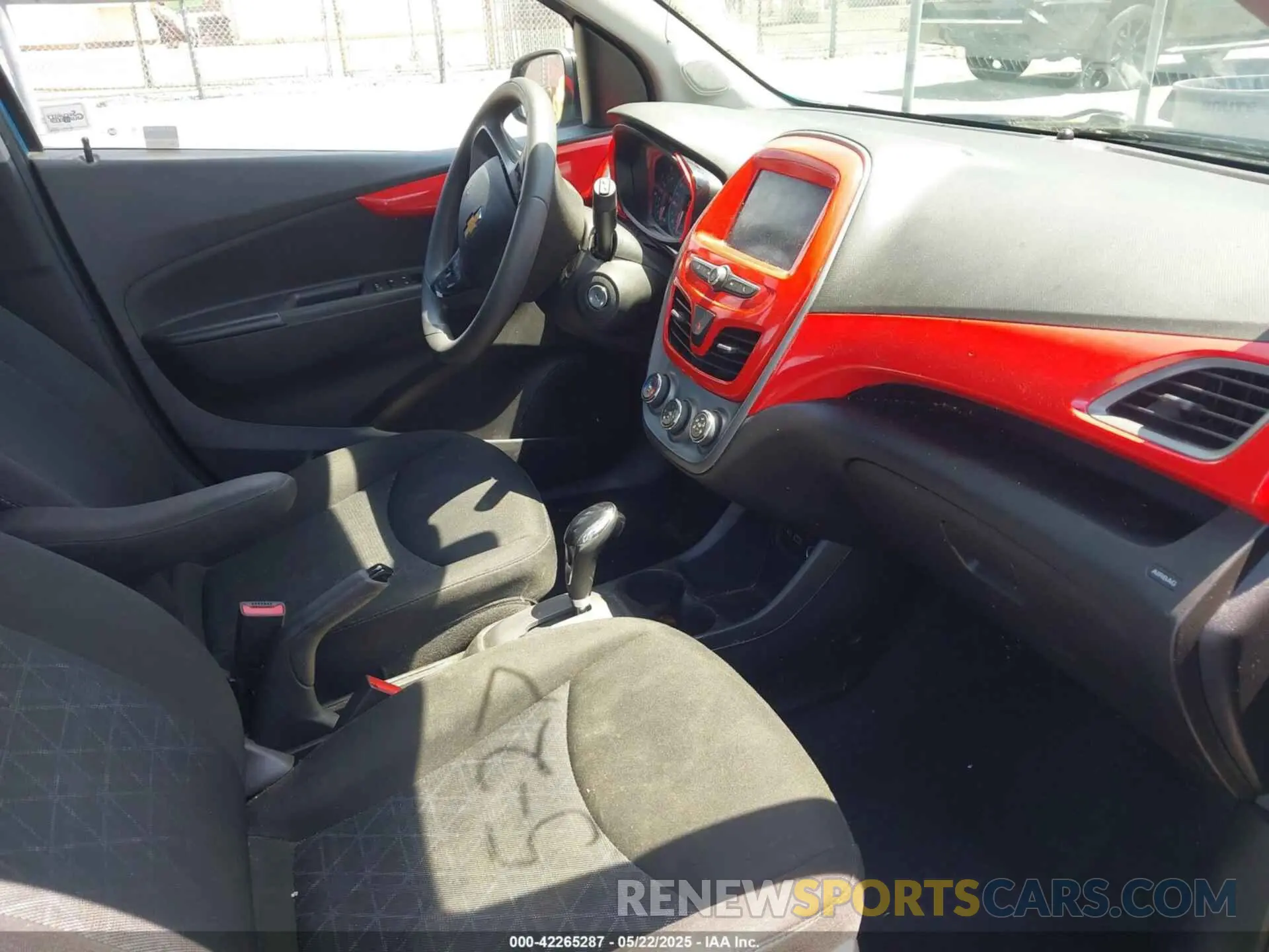 5 Photograph of a damaged car KL8CD6SA1KC708701 CHEVROLET SPARK 2019
