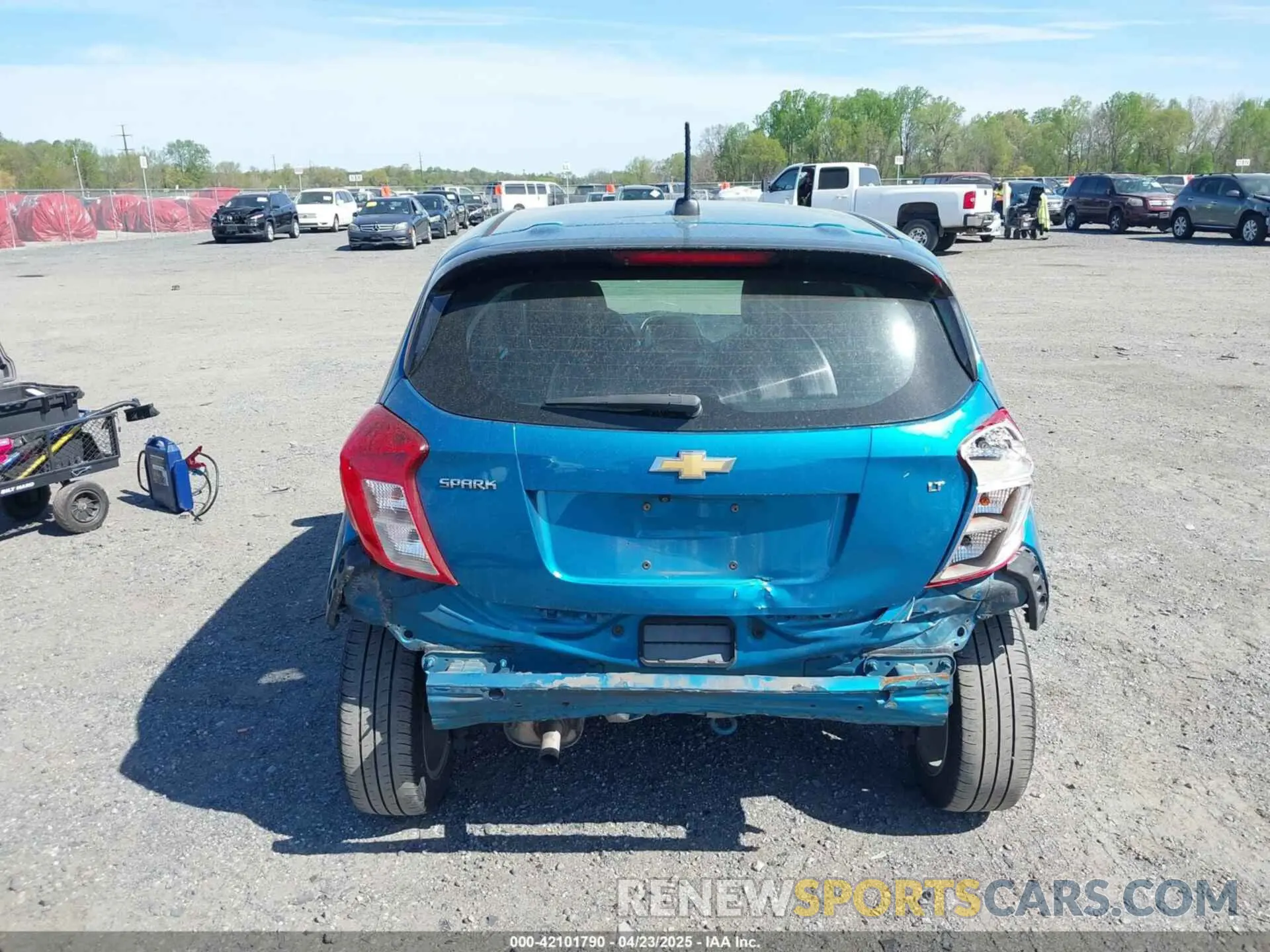 17 Photograph of a damaged car KL8CD6SA2KC703703 CHEVROLET SPARK 2019
