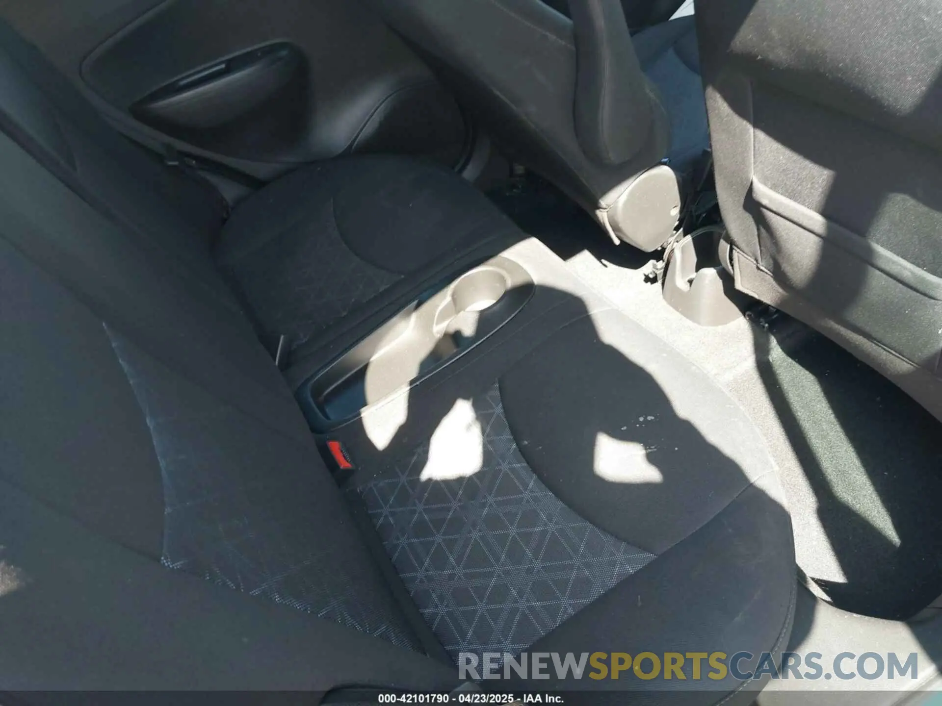 8 Photograph of a damaged car KL8CD6SA2KC703703 CHEVROLET SPARK 2019