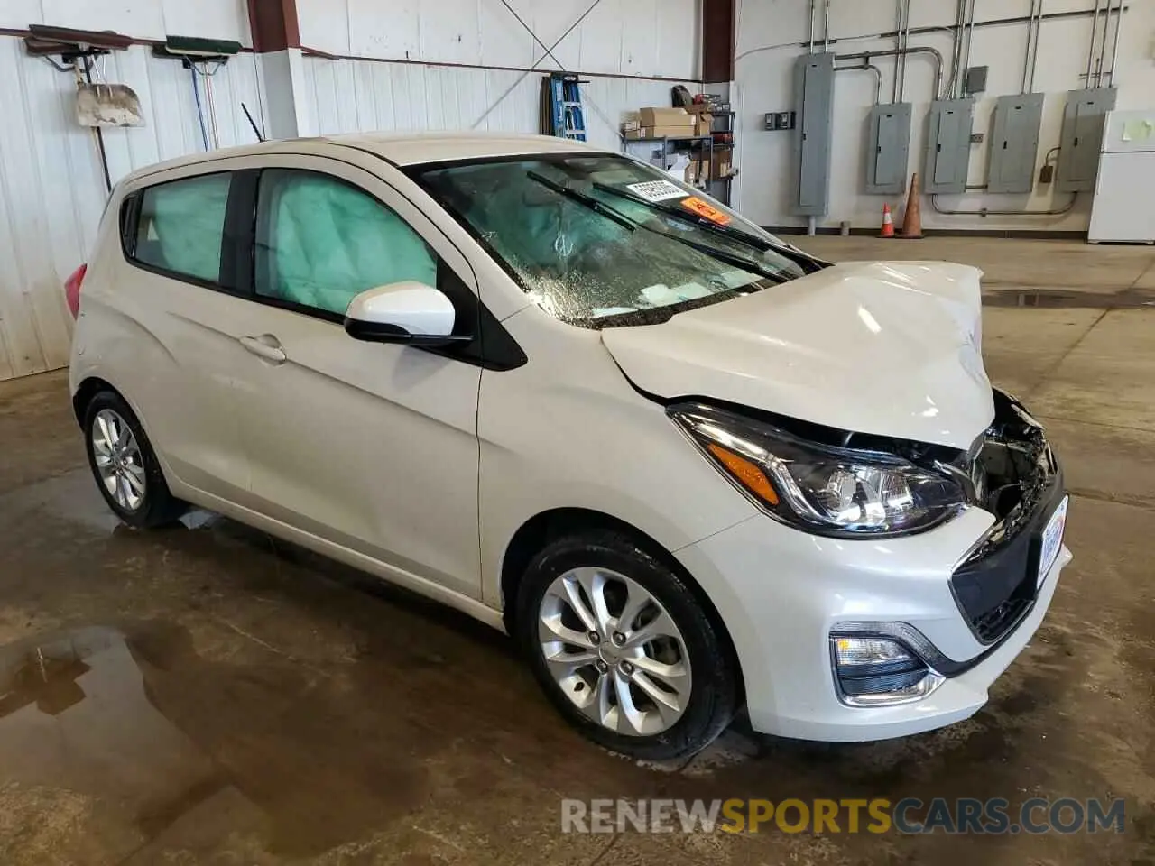 4 Photograph of a damaged car KL8CD6SA2KC755039 CHEVROLET SPARK 2019