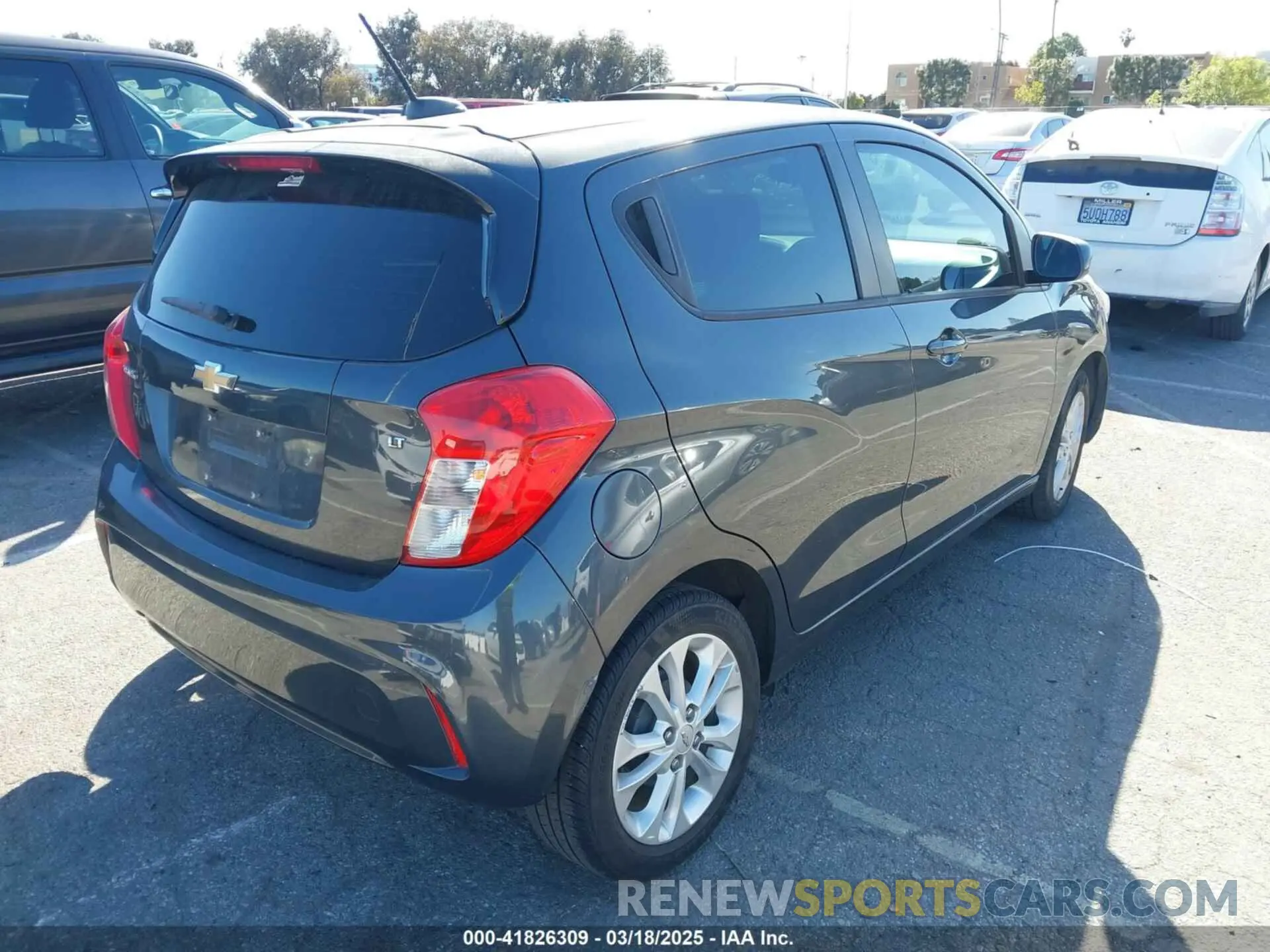4 Photograph of a damaged car KL8CD6SA2KC818978 CHEVROLET SPARK 2019