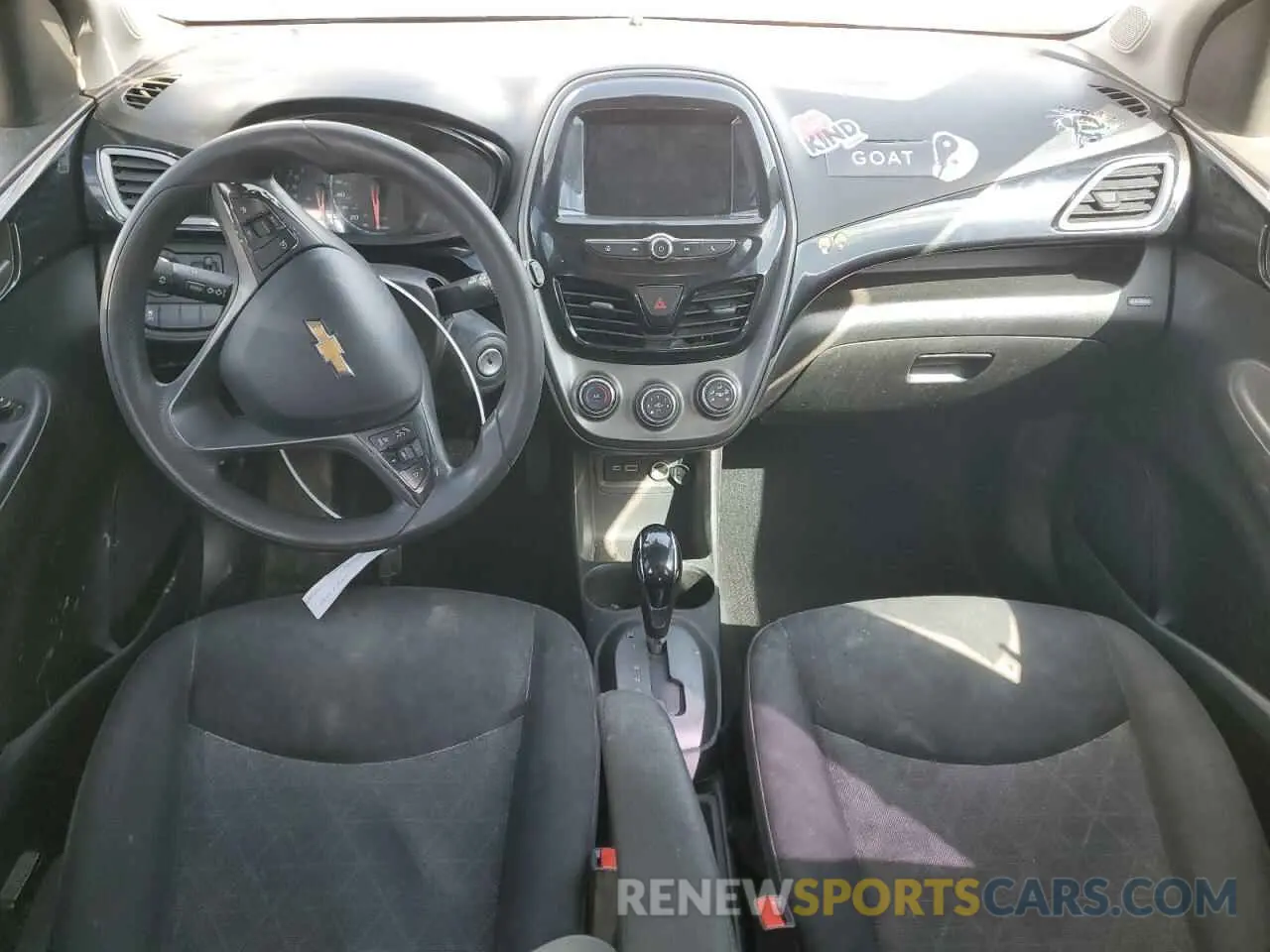 8 Photograph of a damaged car KL8CD6SA3KC709543 CHEVROLET SPARK 2019