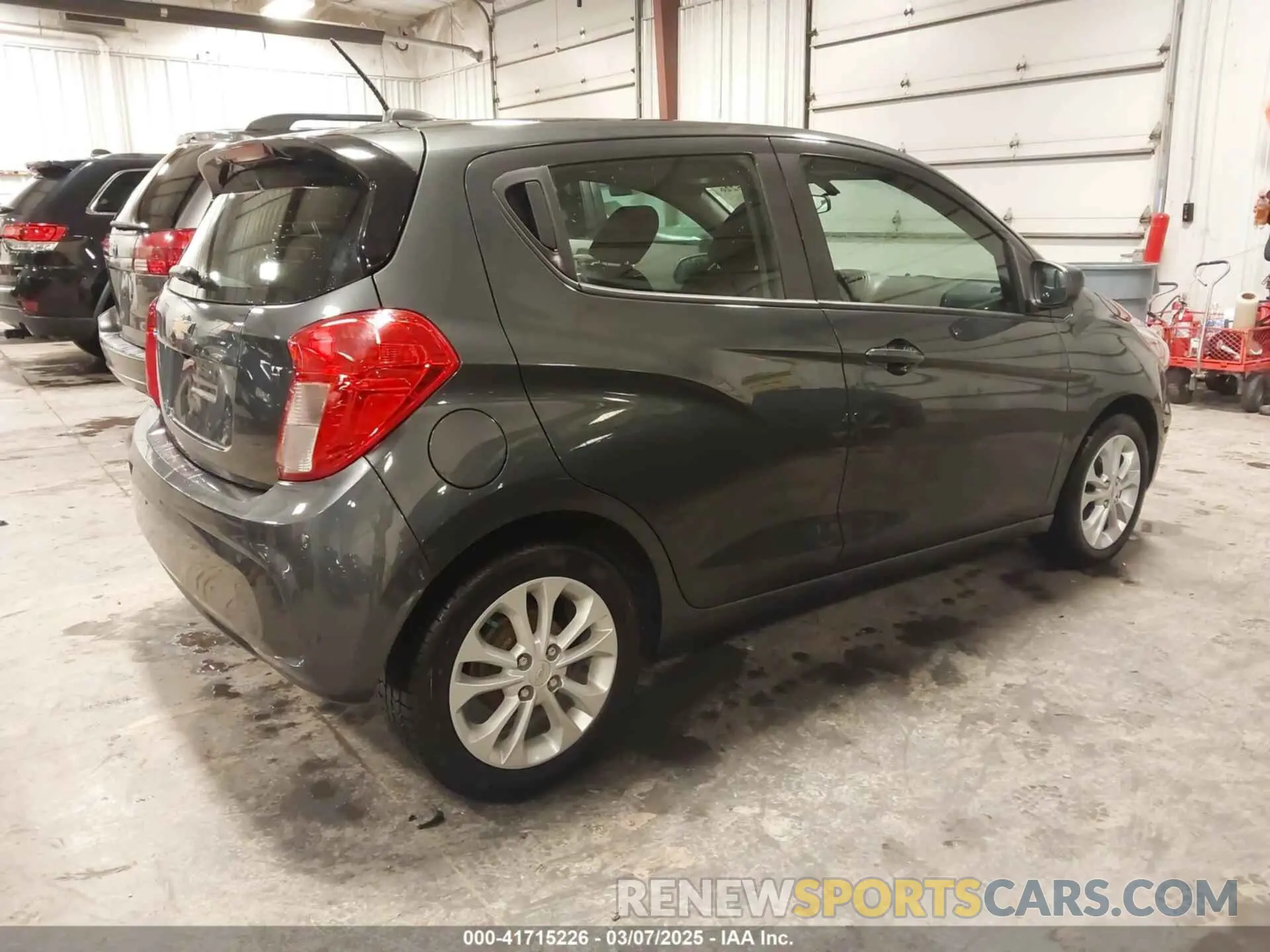4 Photograph of a damaged car KL8CD6SA4KC703346 CHEVROLET SPARK 2019