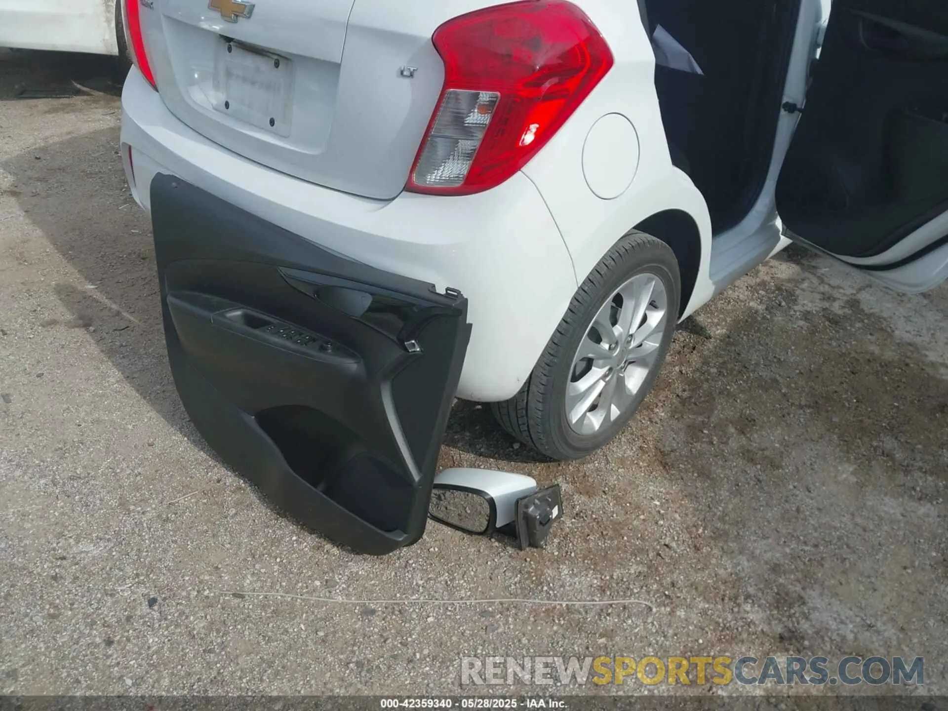 12 Photograph of a damaged car KL8CD6SA4KC821803 CHEVROLET SPARK 2019