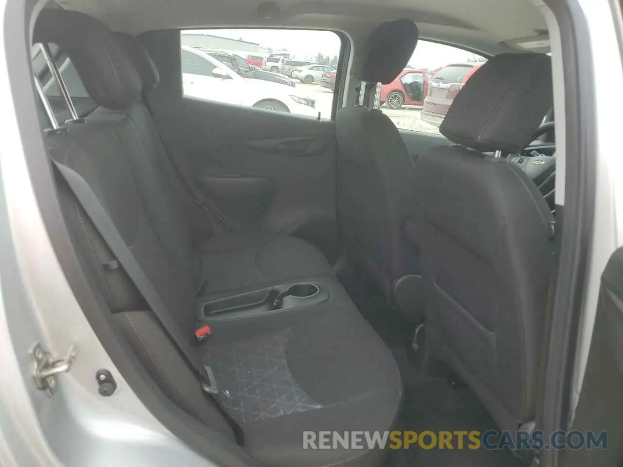 10 Photograph of a damaged car KL8CD6SA6KC727390 CHEVROLET SPARK 2019