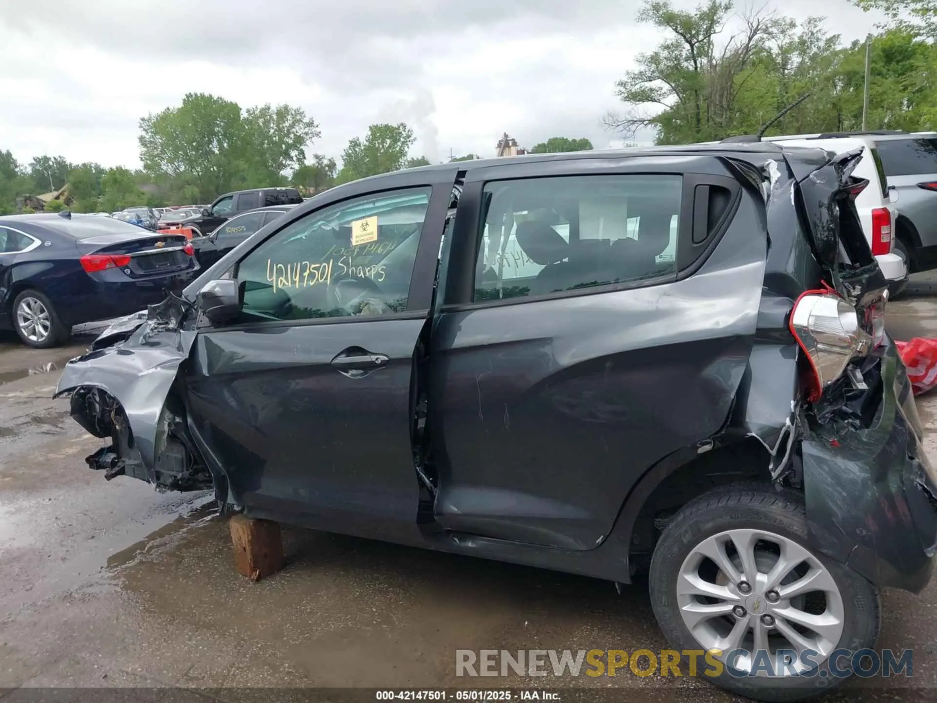 17 Photograph of a damaged car KL8CD6SA6KC747641 CHEVROLET SPARK 2019