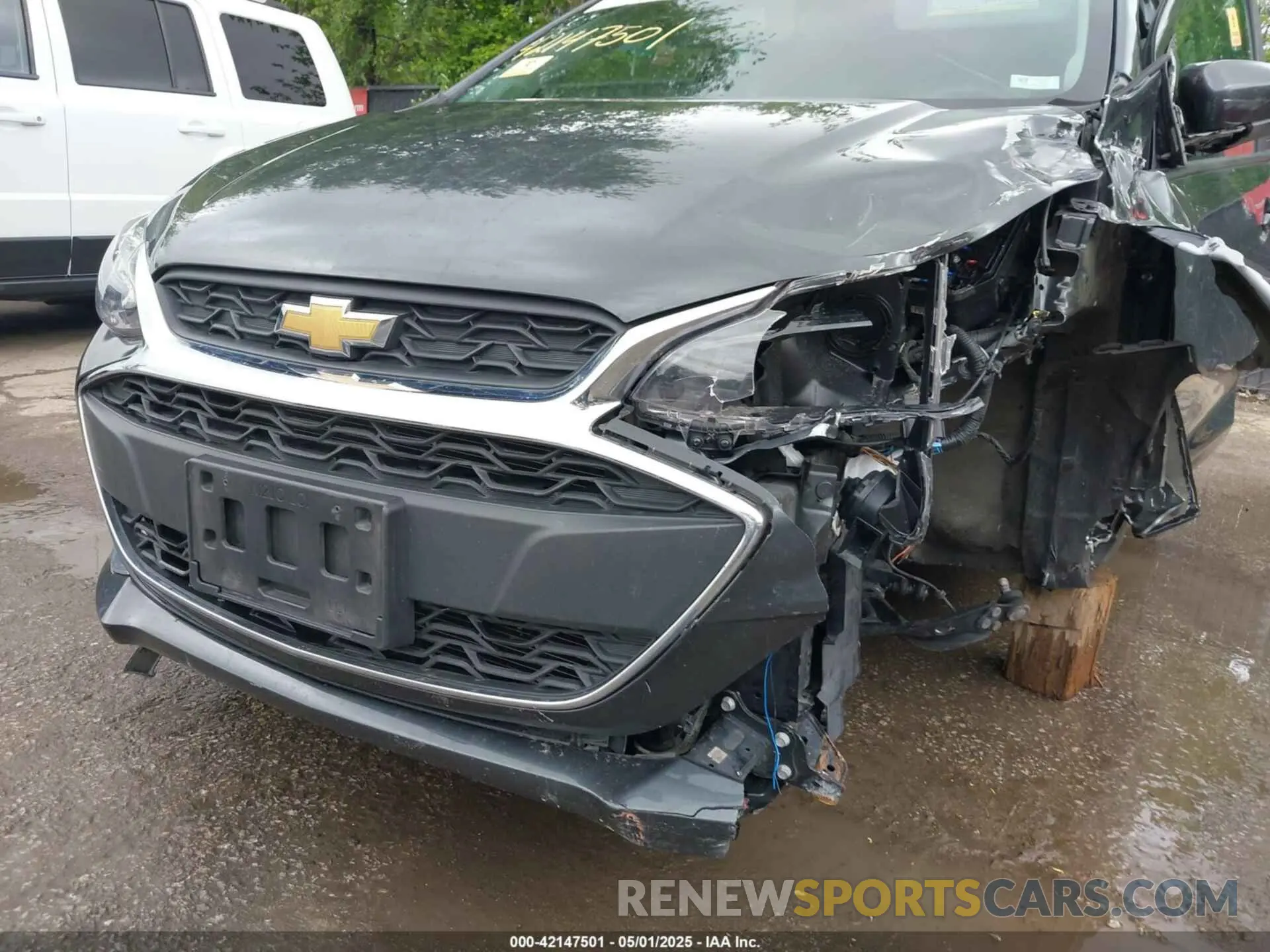 19 Photograph of a damaged car KL8CD6SA6KC747641 CHEVROLET SPARK 2019