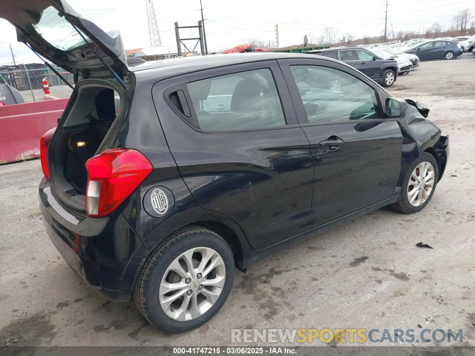 4 Photograph of a damaged car KL8CD6SA7KC727365 CHEVROLET SPARK 2019