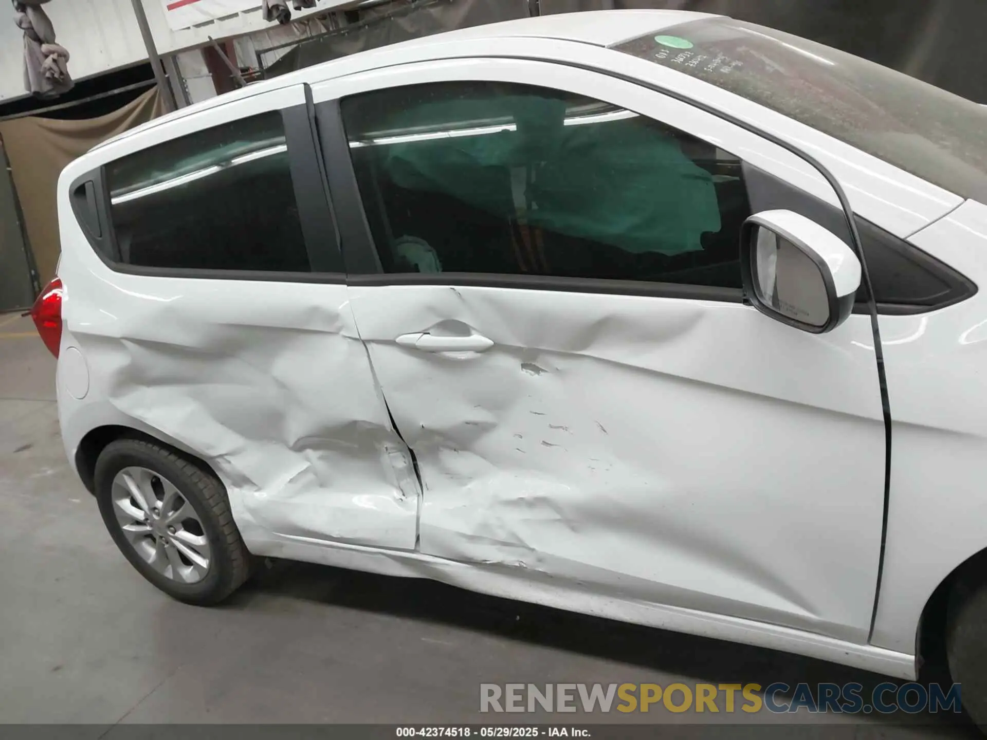 13 Photograph of a damaged car KL8CD6SA7KC736714 CHEVROLET SPARK 2019