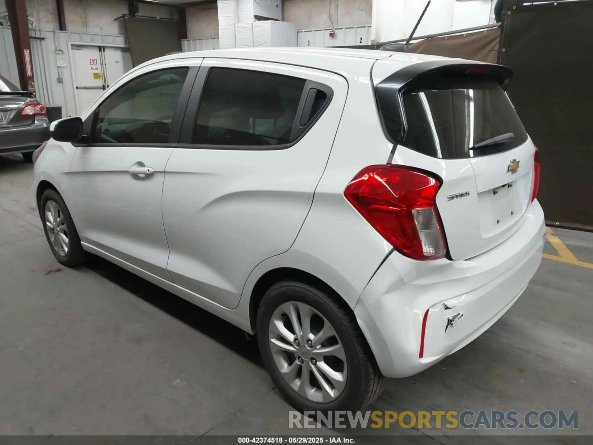 3 Photograph of a damaged car KL8CD6SA7KC736714 CHEVROLET SPARK 2019