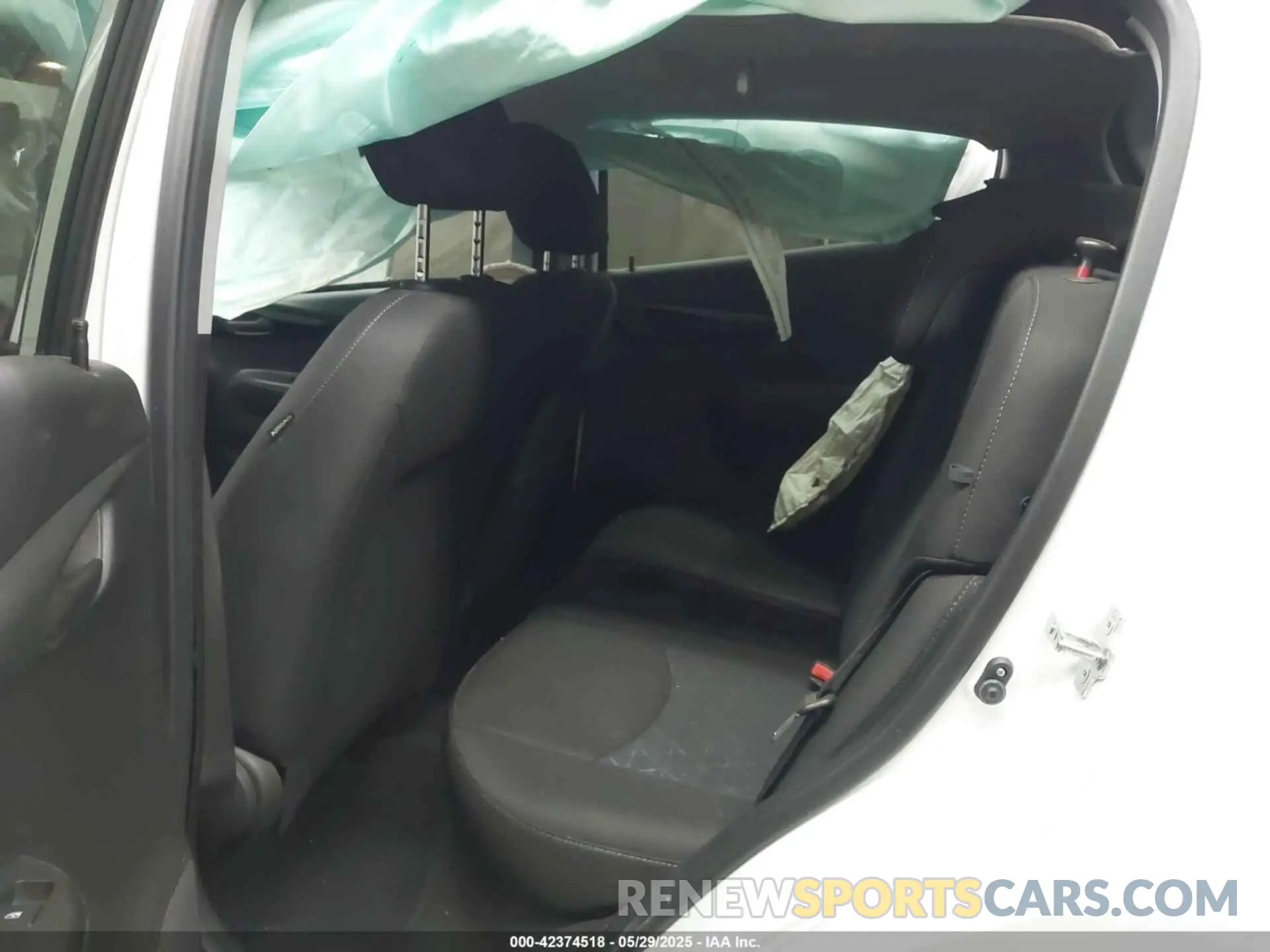 8 Photograph of a damaged car KL8CD6SA7KC736714 CHEVROLET SPARK 2019