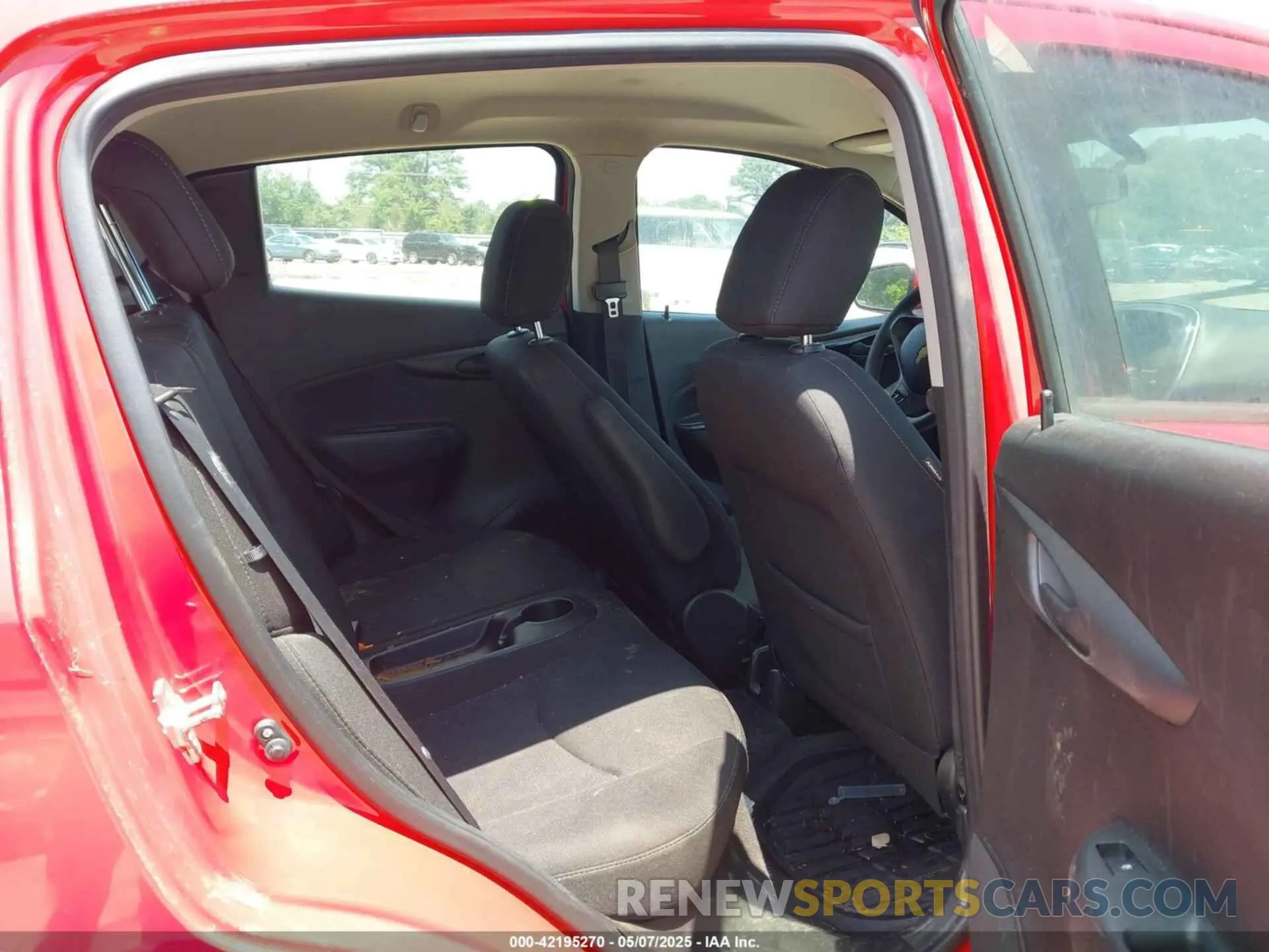 8 Photograph of a damaged car KL8CD6SA8KC707402 CHEVROLET SPARK 2019