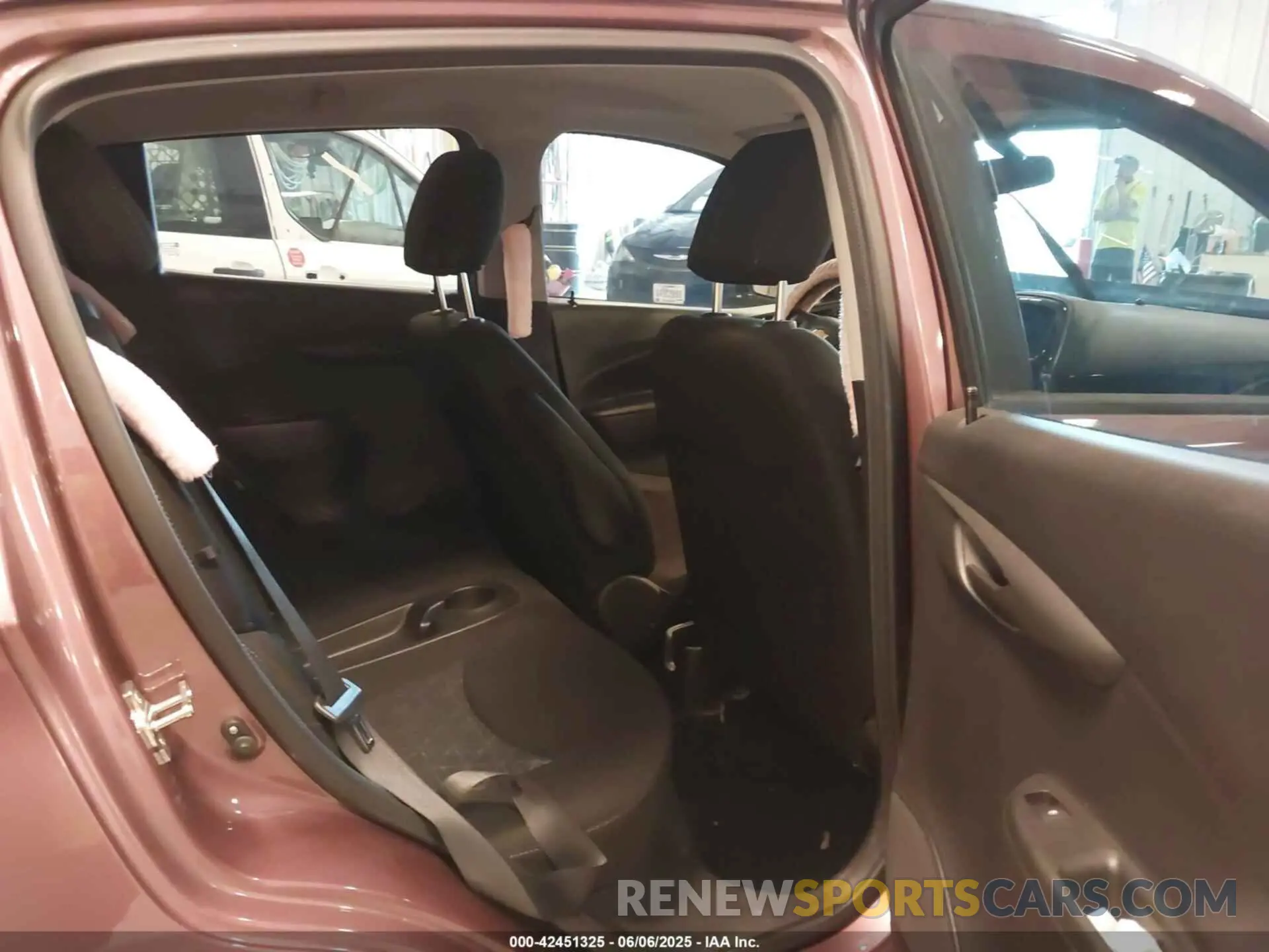 8 Photograph of a damaged car KL8CD6SA8KC764747 CHEVROLET SPARK 2019