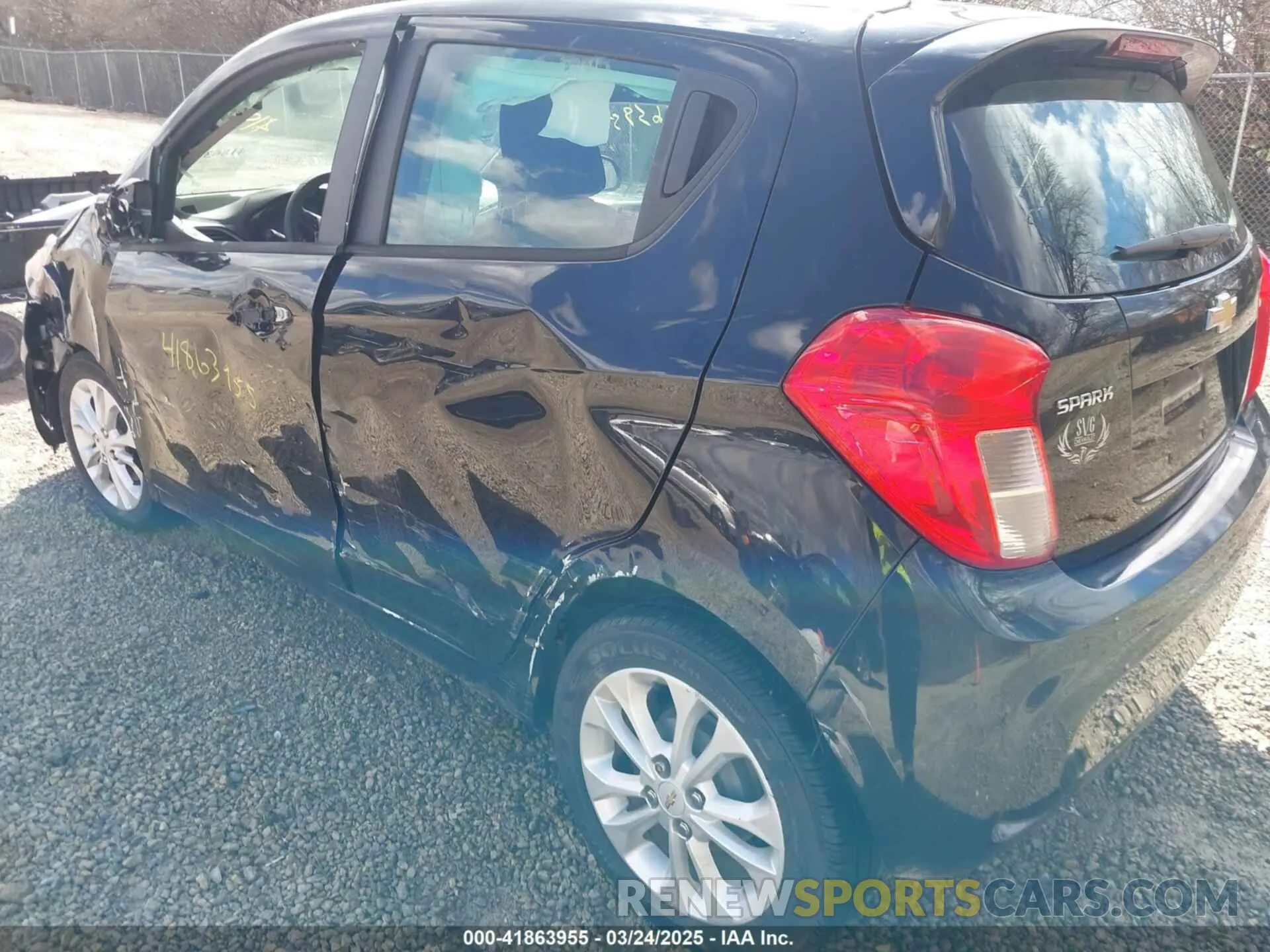 18 Photograph of a damaged car KL8CD6SAXKC728350 CHEVROLET SPARK 2019