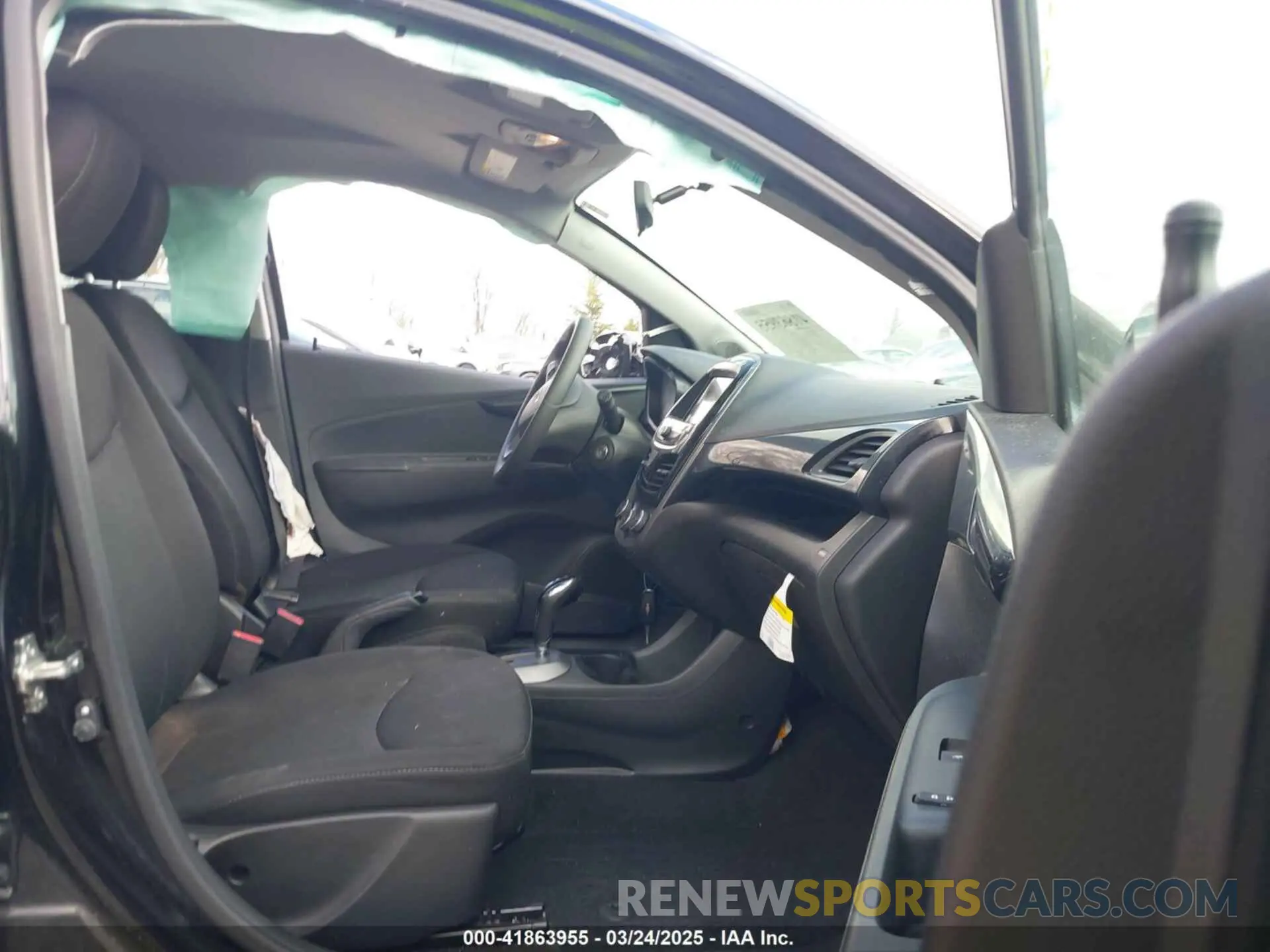 5 Photograph of a damaged car KL8CD6SAXKC728350 CHEVROLET SPARK 2019