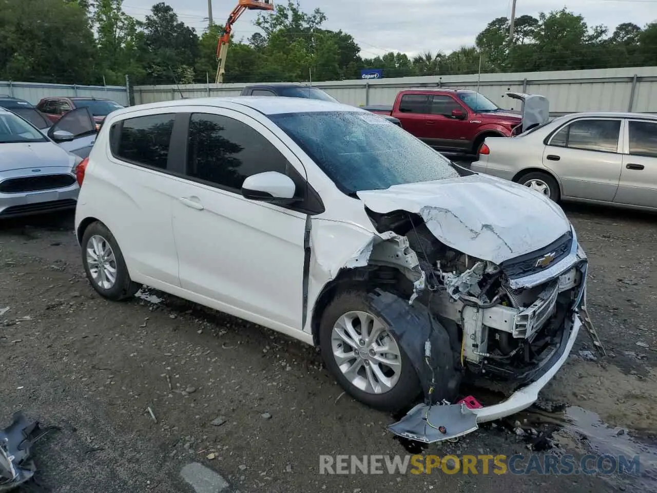 4 Photograph of a damaged car KL8CD6SAXKC730468 CHEVROLET SPARK 2019