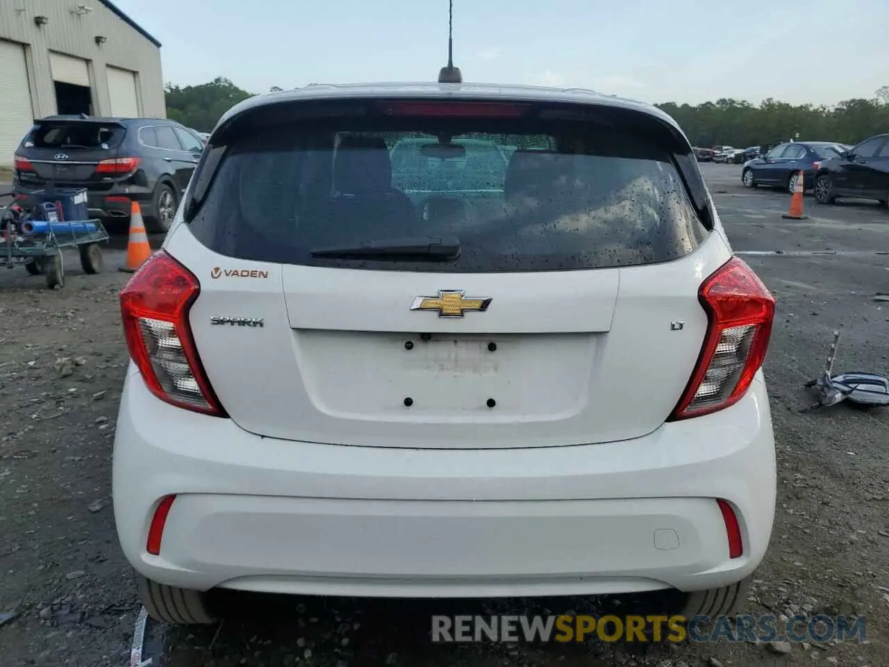 6 Photograph of a damaged car KL8CD6SAXKC730468 CHEVROLET SPARK 2019