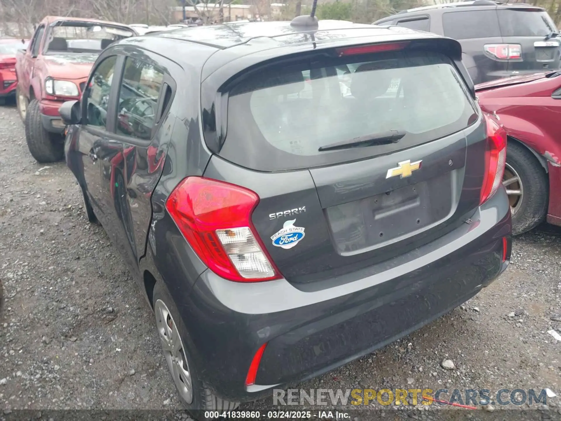 3 Photograph of a damaged car KL8CB6SA0LC429358 CHEVROLET SPARK 2020