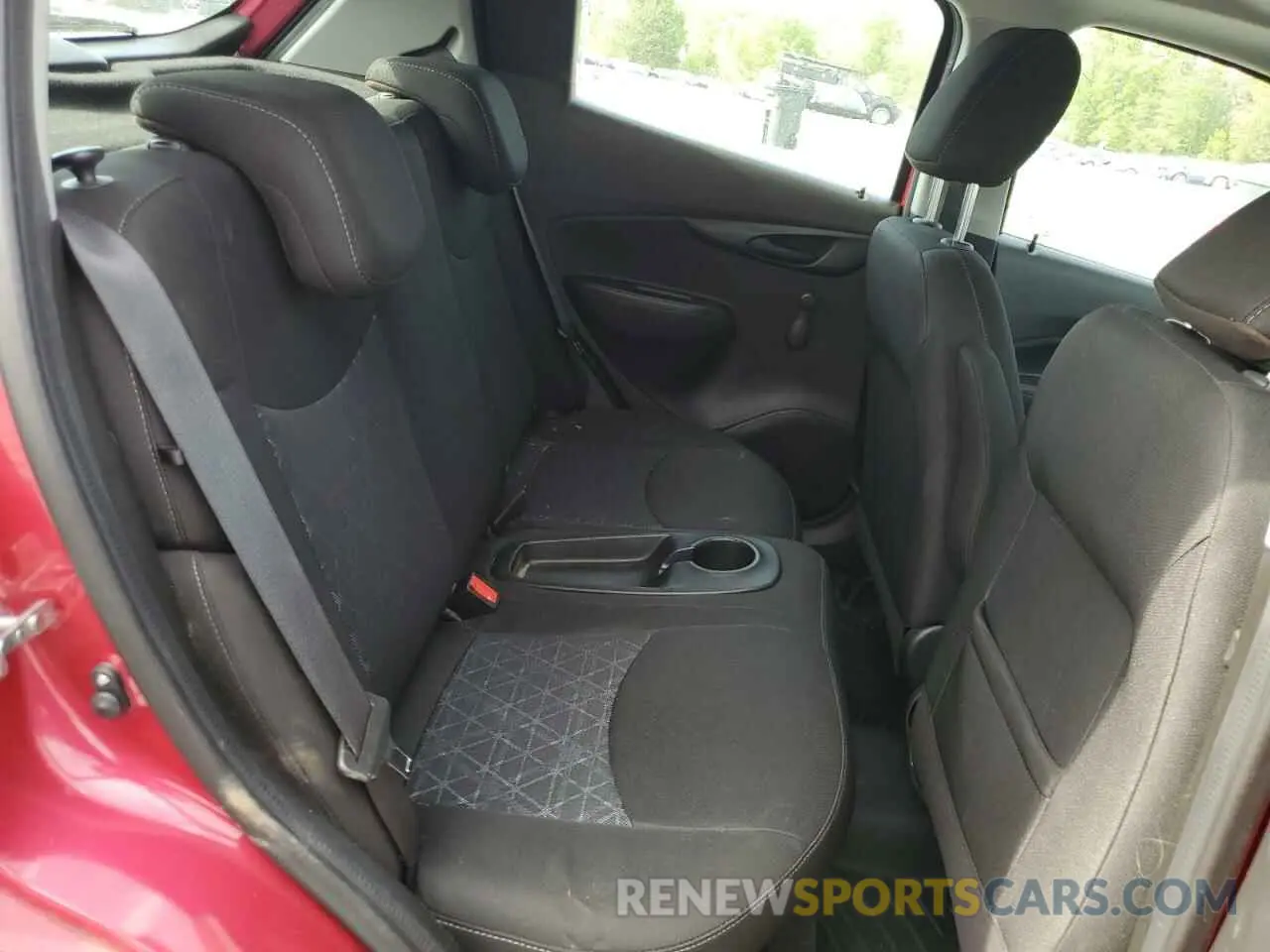 10 Photograph of a damaged car KL8CB6SA0LC457998 CHEVROLET SPARK 2020
