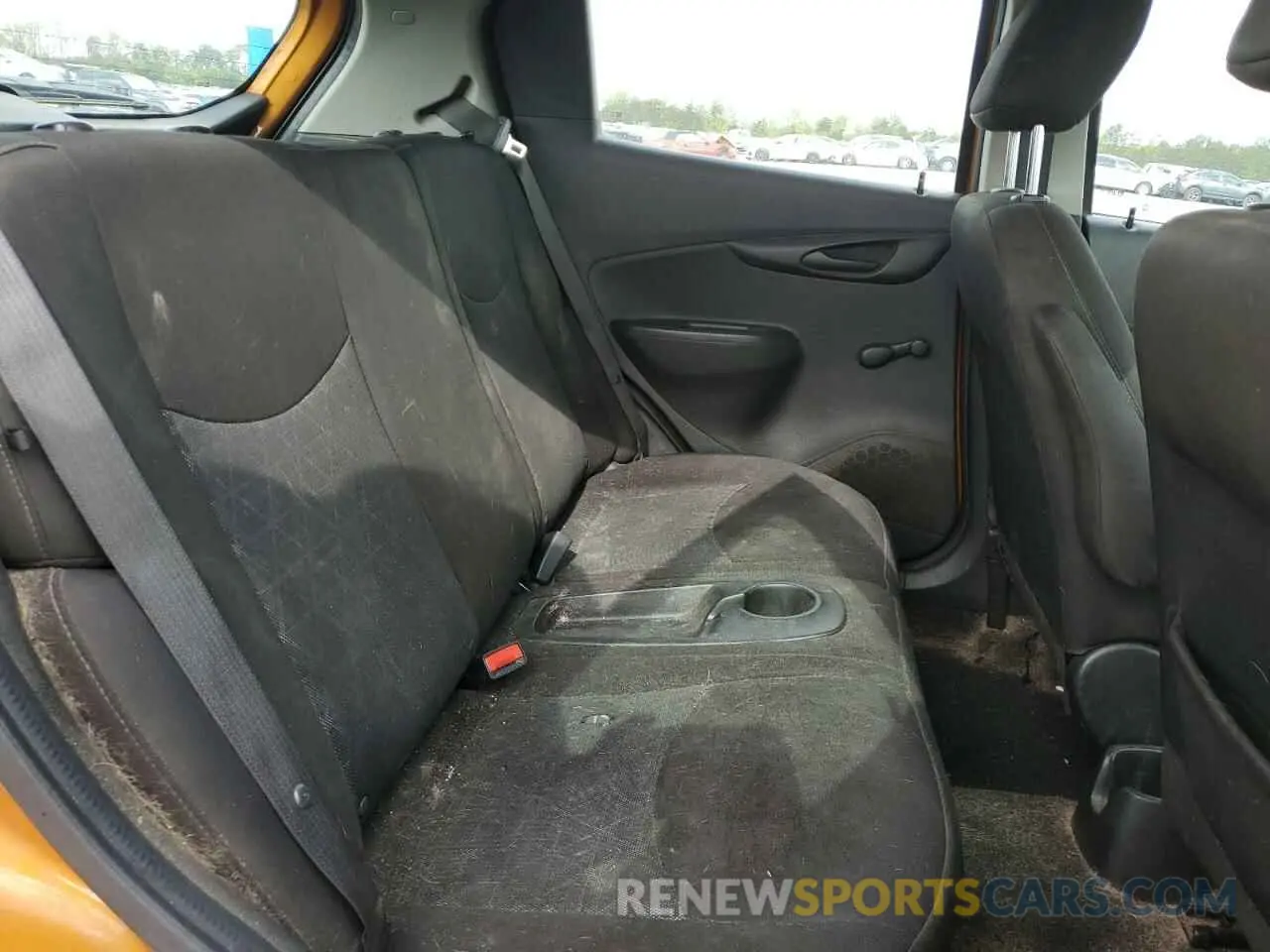 10 Photograph of a damaged car KL8CB6SA0LC473165 CHEVROLET SPARK 2020