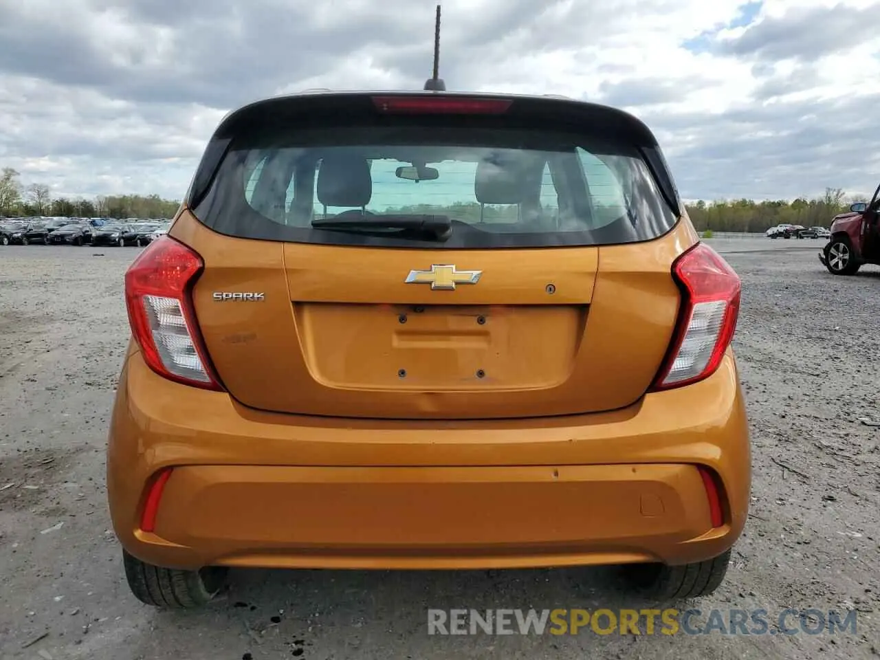 6 Photograph of a damaged car KL8CB6SA0LC473165 CHEVROLET SPARK 2020